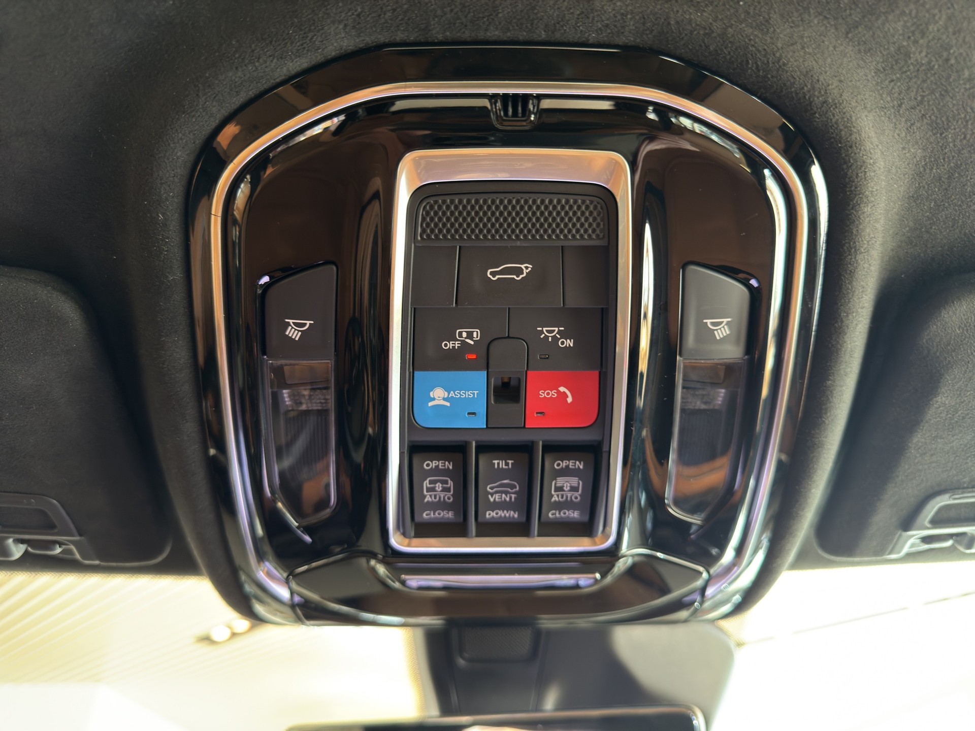JEEP Hemi Summit Reserve-image-10