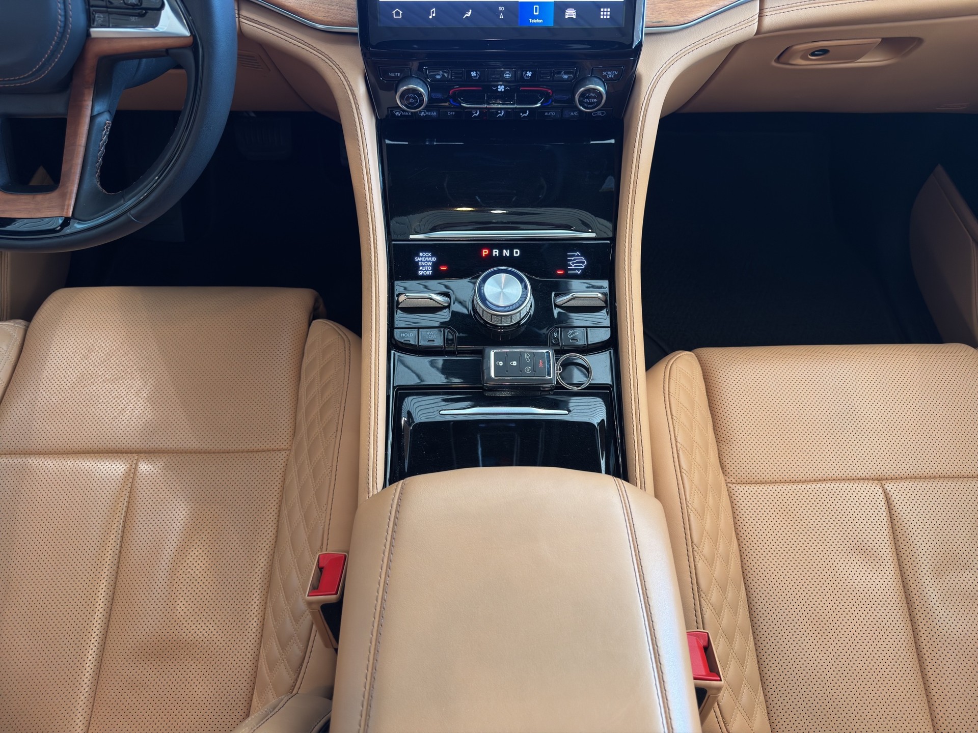 JEEP Hemi Summit Reserve-image-9