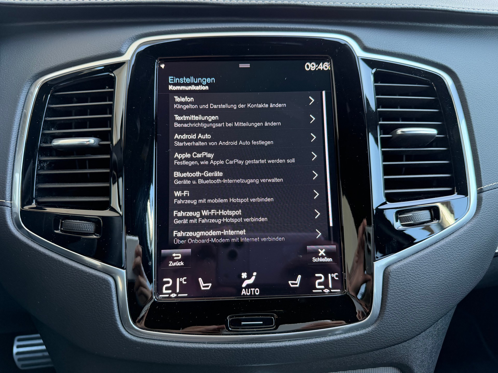 VOLVO XC90 B5 Diesel Mild Hybrid AWD R-Design Geartronic-image-22