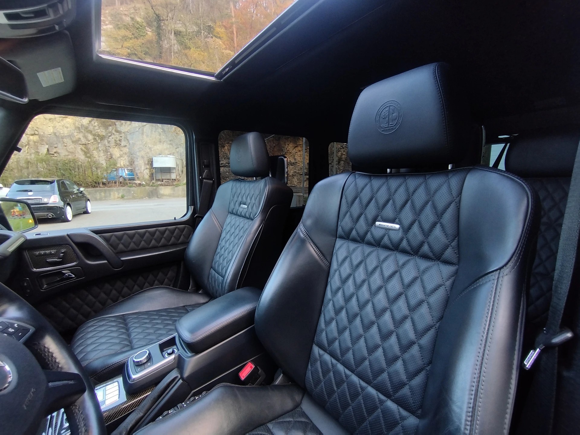 MERCEDES-BENZ G 65 AMG Automatic-image-17