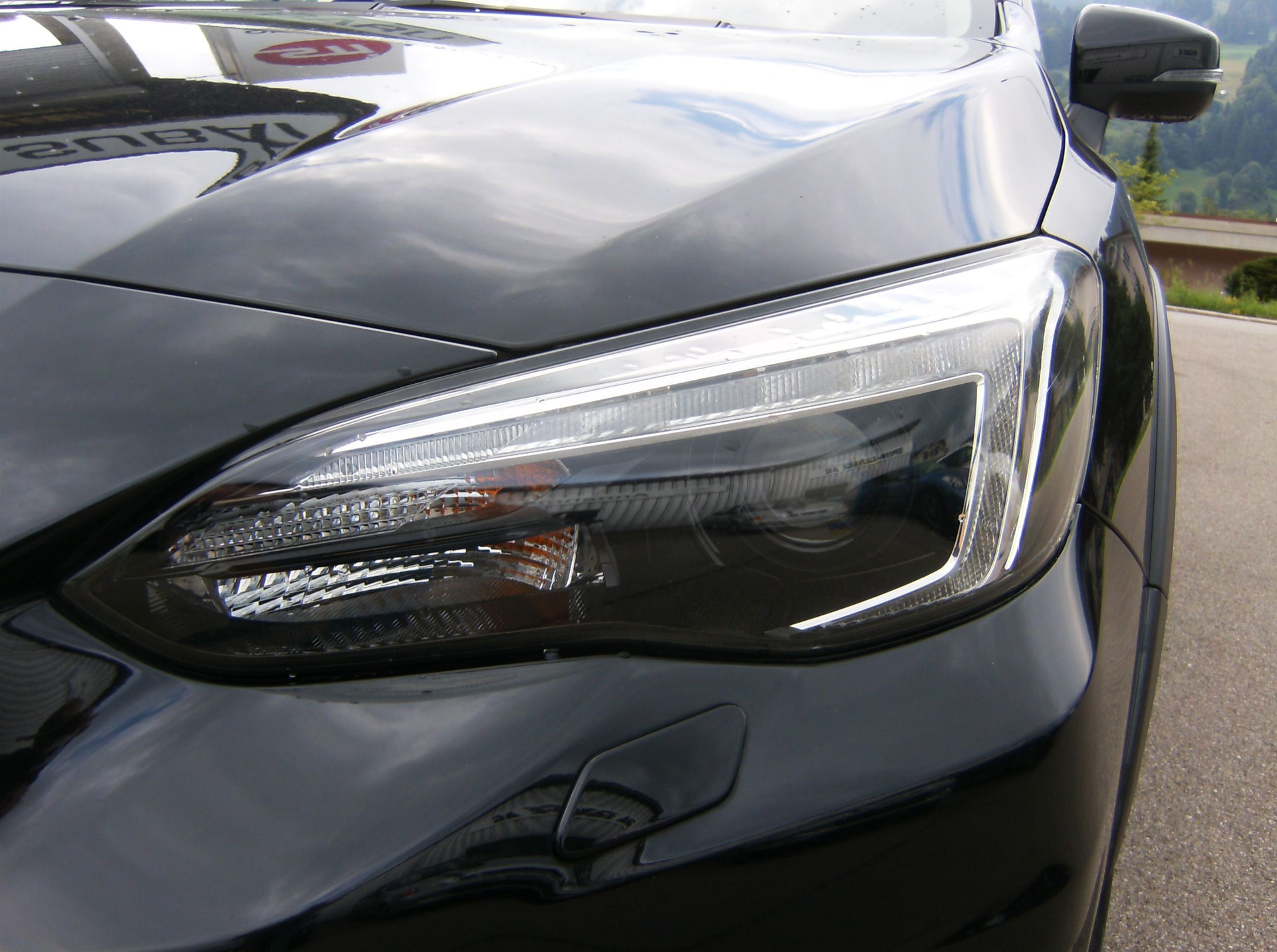 SUBARU XV 2.0 Swiss Plus AWD Lineartronic-showroom-element-2