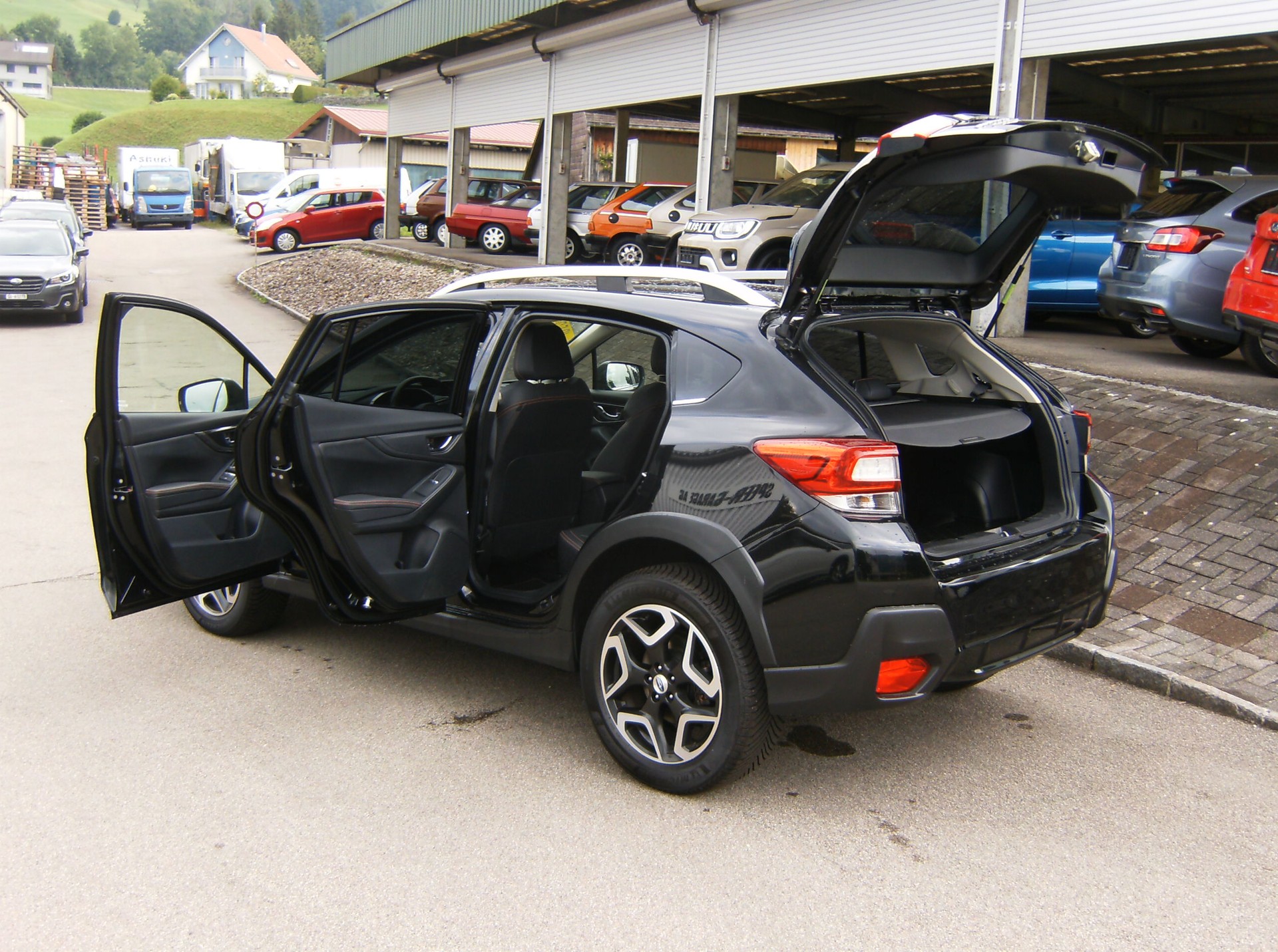SUBARU XV 2.0 Swiss Plus AWD Lineartronic-image-8