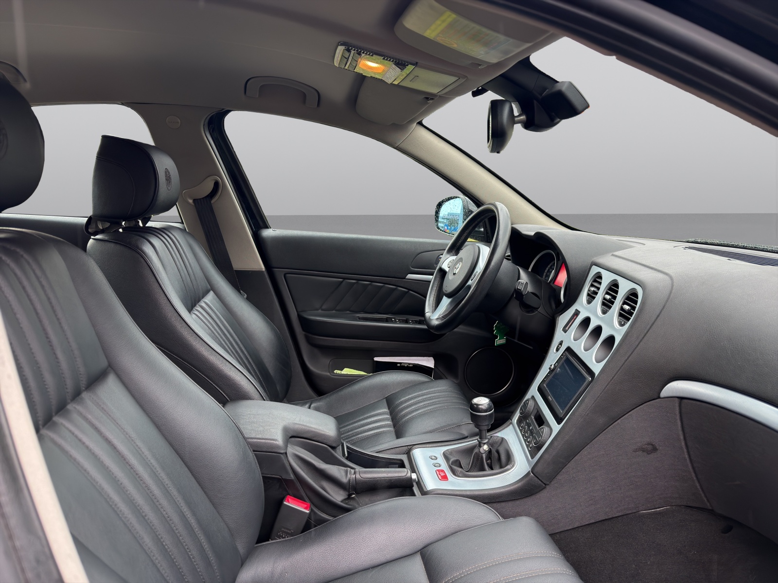 ALFA ROMEO 159 3.2 JTS Q4 Distinctive-showroom-element-1