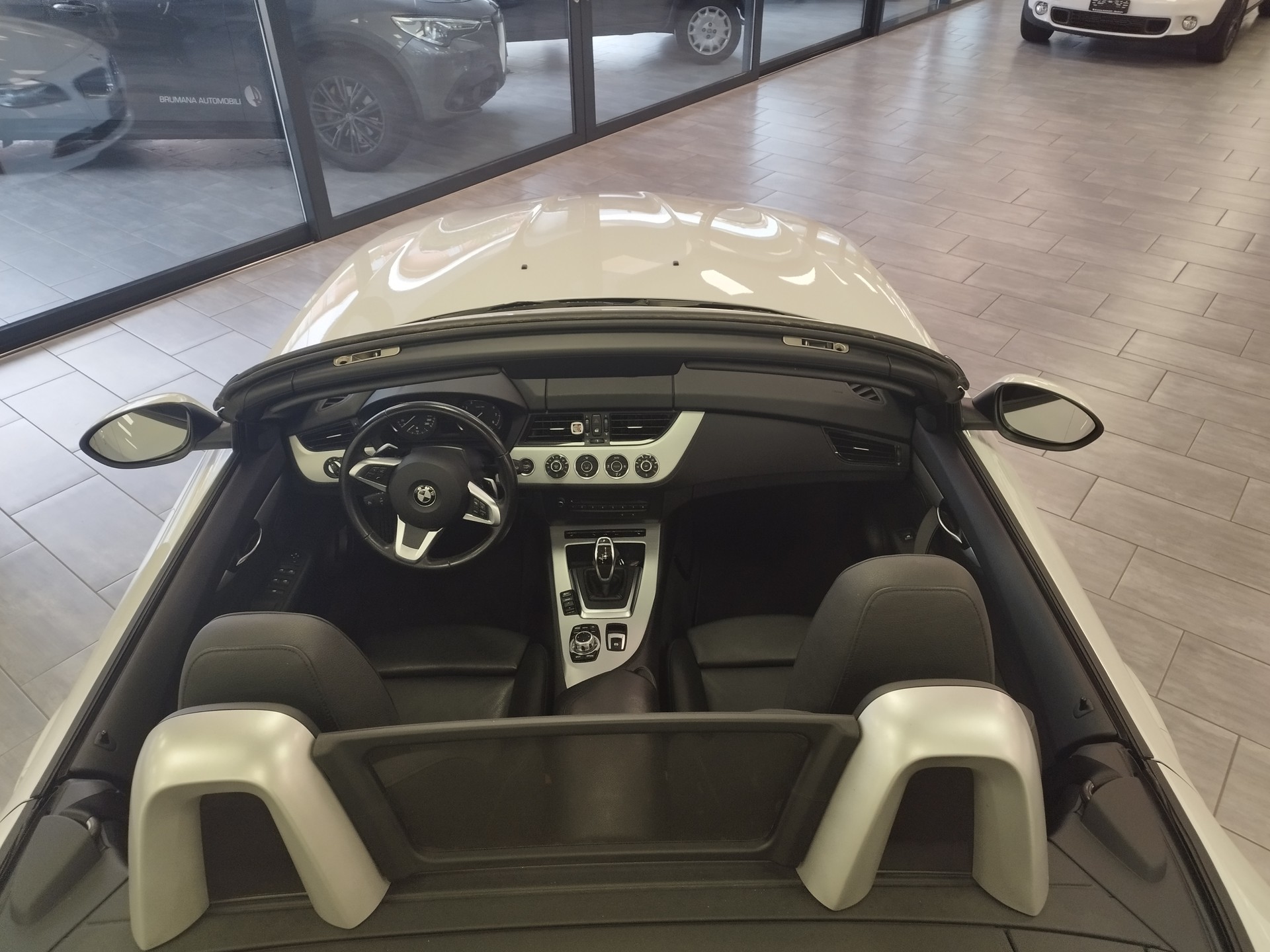 BMW Z4 sDrive20i Steptronic-image-13