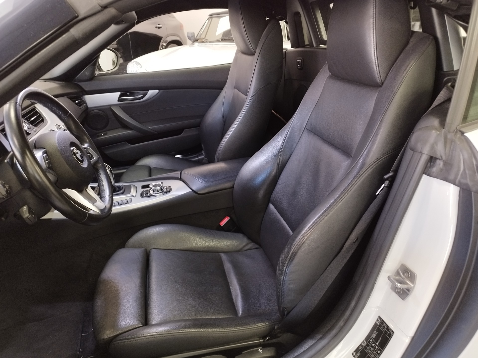 BMW Z4 sDrive20i Steptronic-image-9