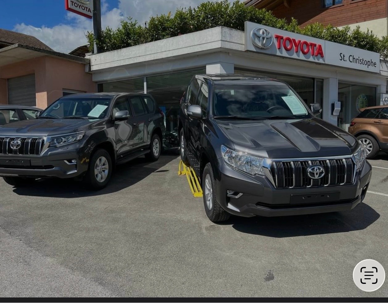 TOYOTA Land Cruiser 2.8TD Active-image-2