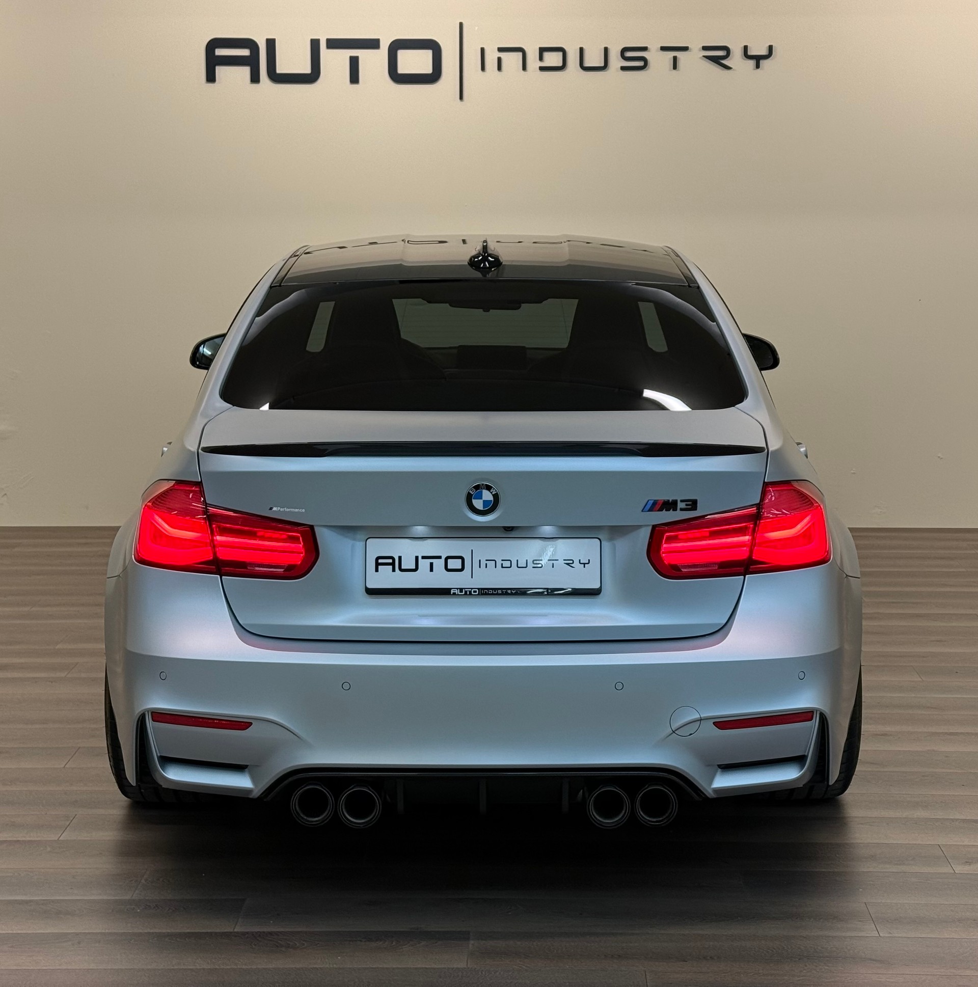 BMW M3 Manufaktur Competition Drivelogic-image-7