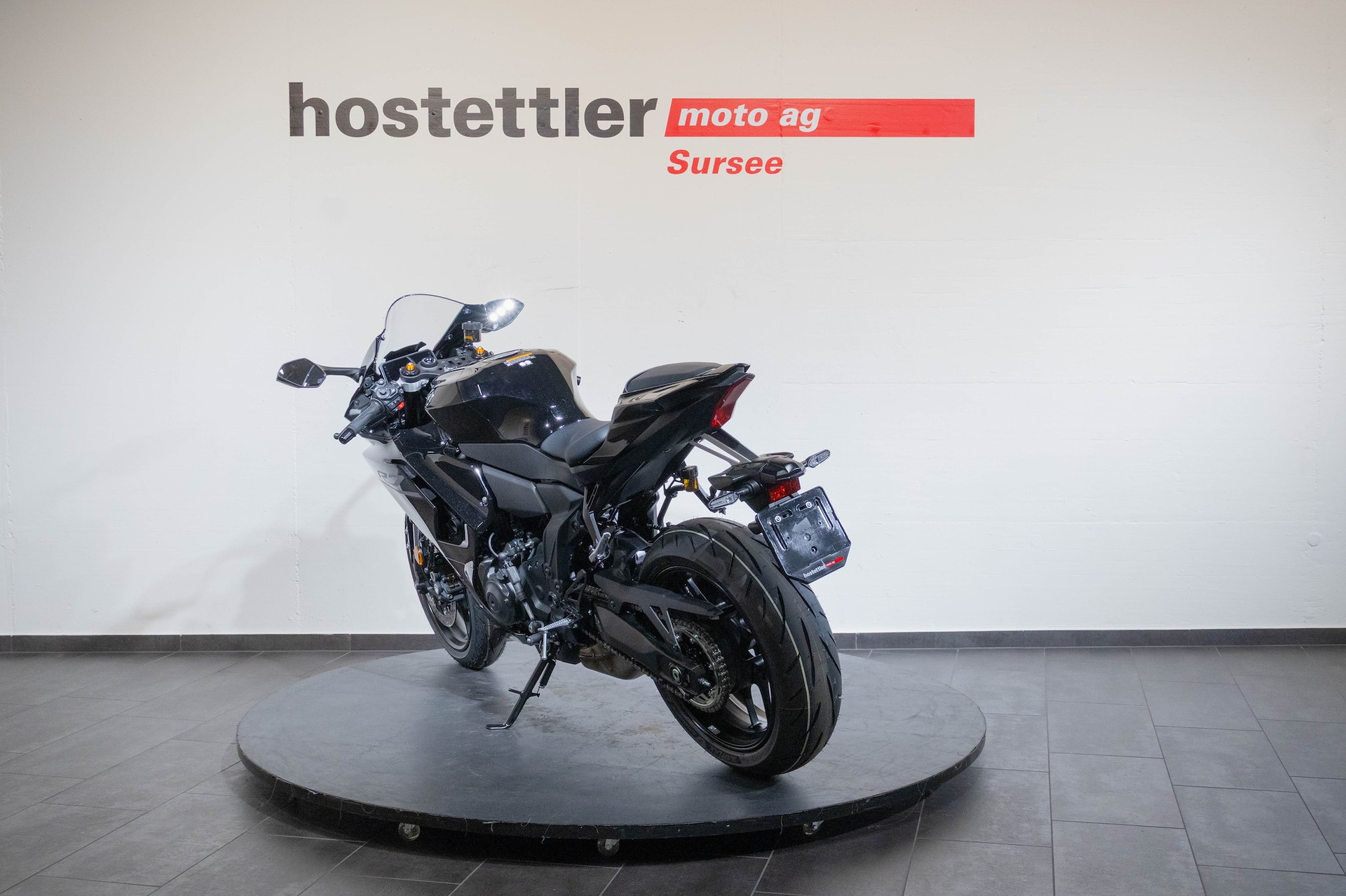 YAMAHA R7 35 kW-showroom-element-3