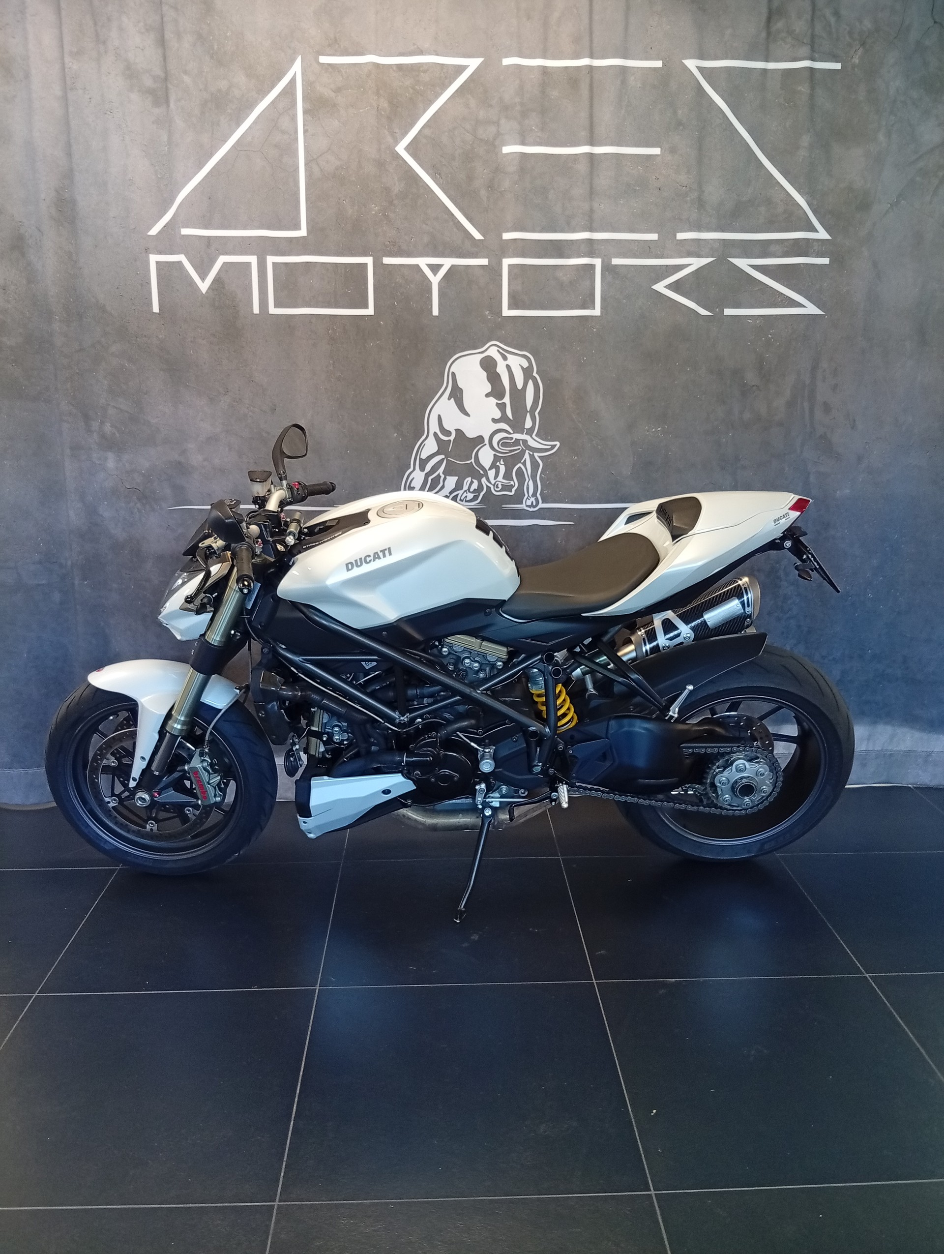 DUCATI Streetfighter 1099-image-4
