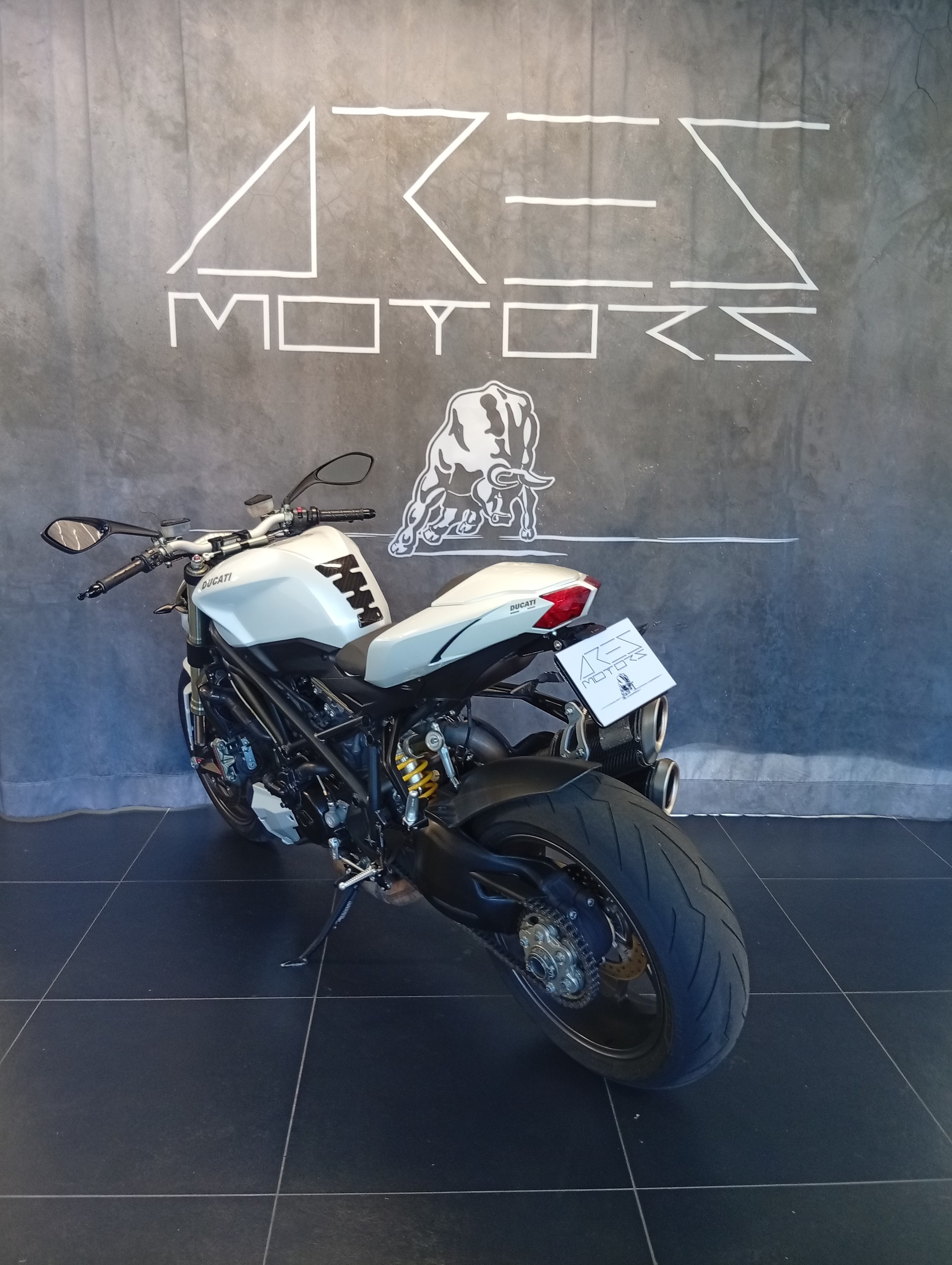 DUCATI Streetfighter 1099-image-5