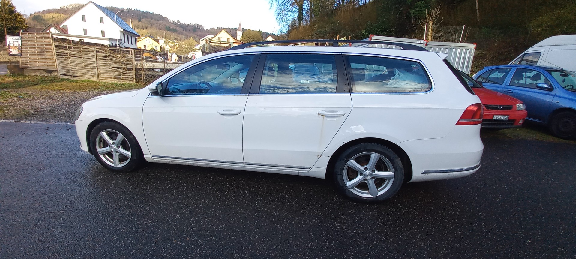 VW Passat Variant 2.0 TDI BMT Trendline-image-4