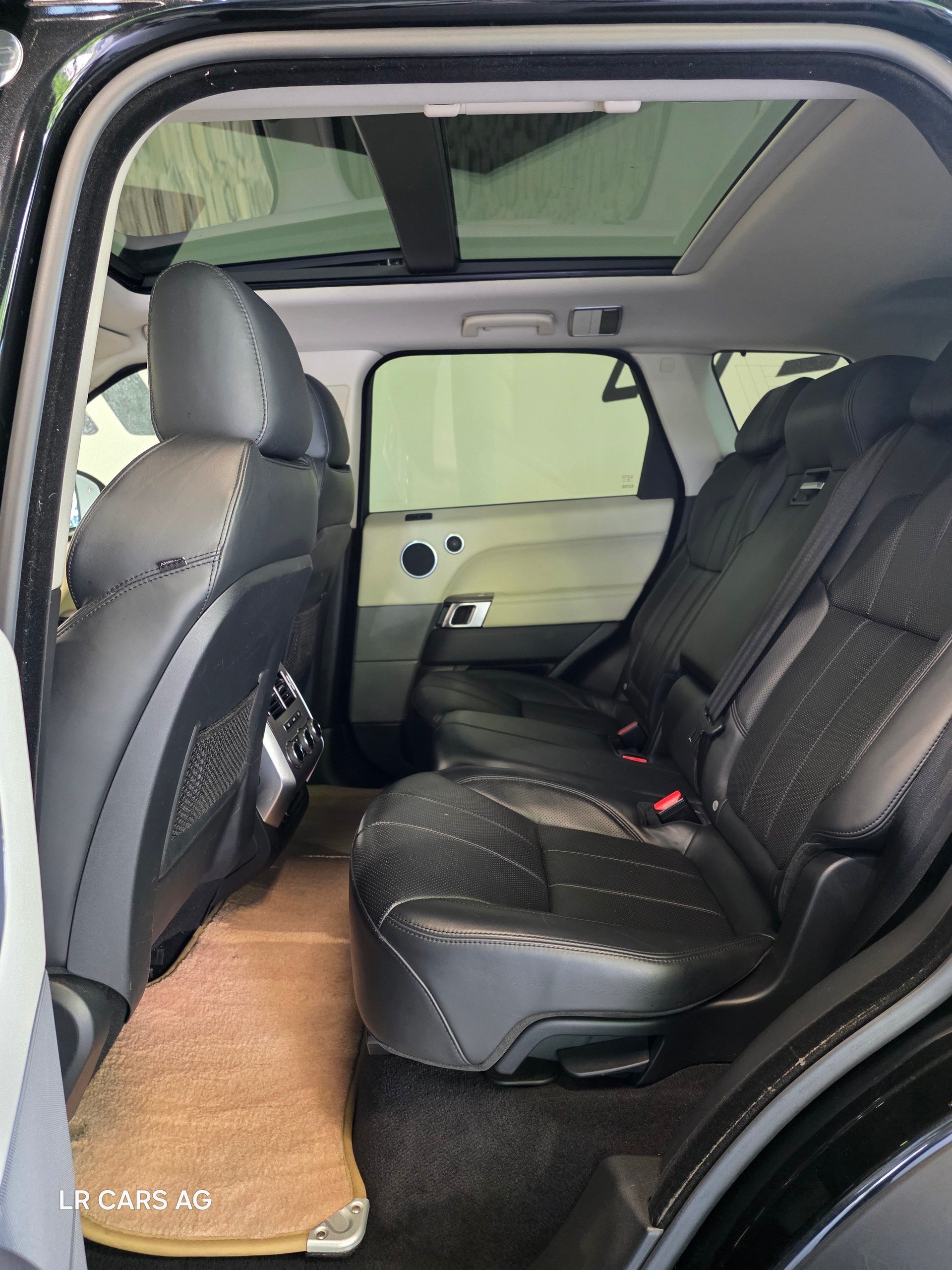 LAND ROVER Range Rover Sport 3.0 SDV6 HSE Dynamic Automatic-image-9