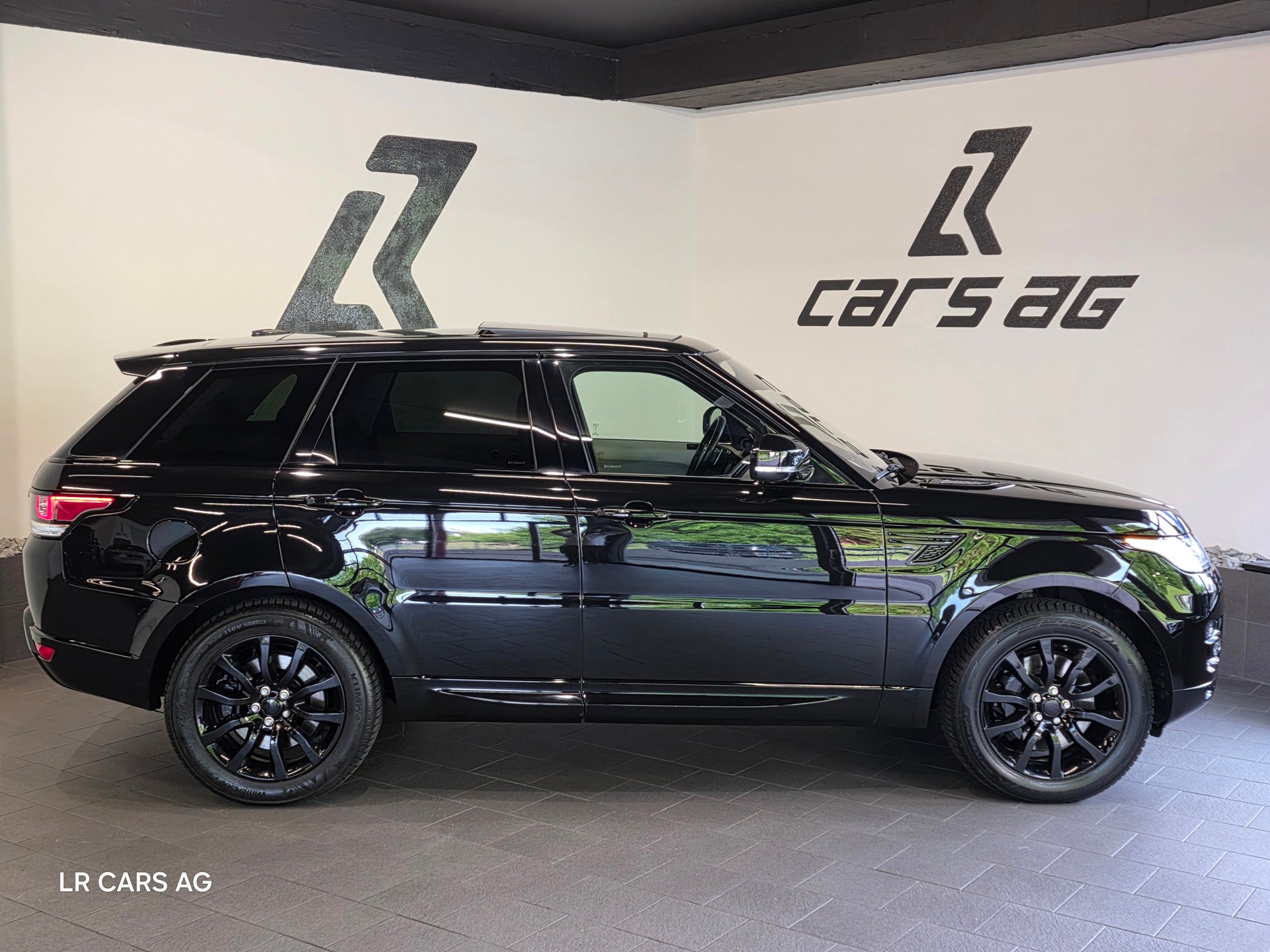 LAND ROVER Range Rover Sport 3.0 SDV6 HSE Dynamic Automatic-image-4