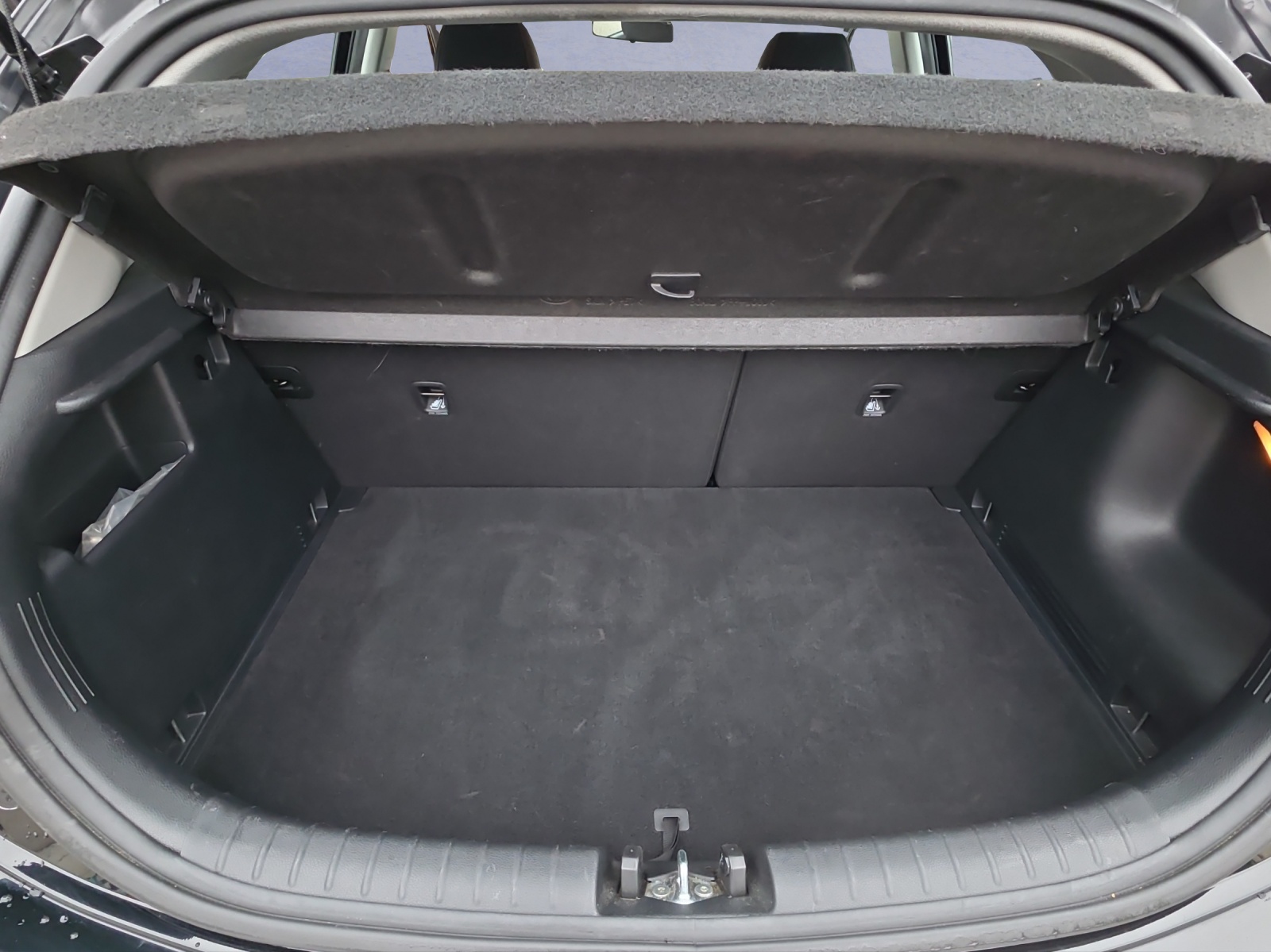 KIA Rio 1.2 CVVT Black Edition-image-11