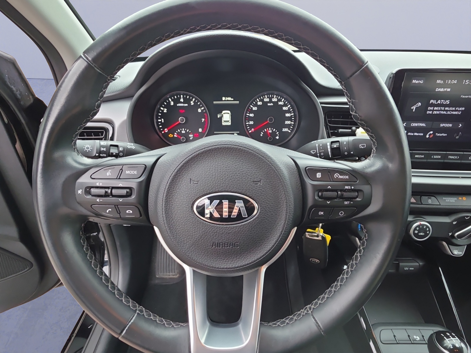 KIA Rio 1.2 CVVT Black Edition-image-12