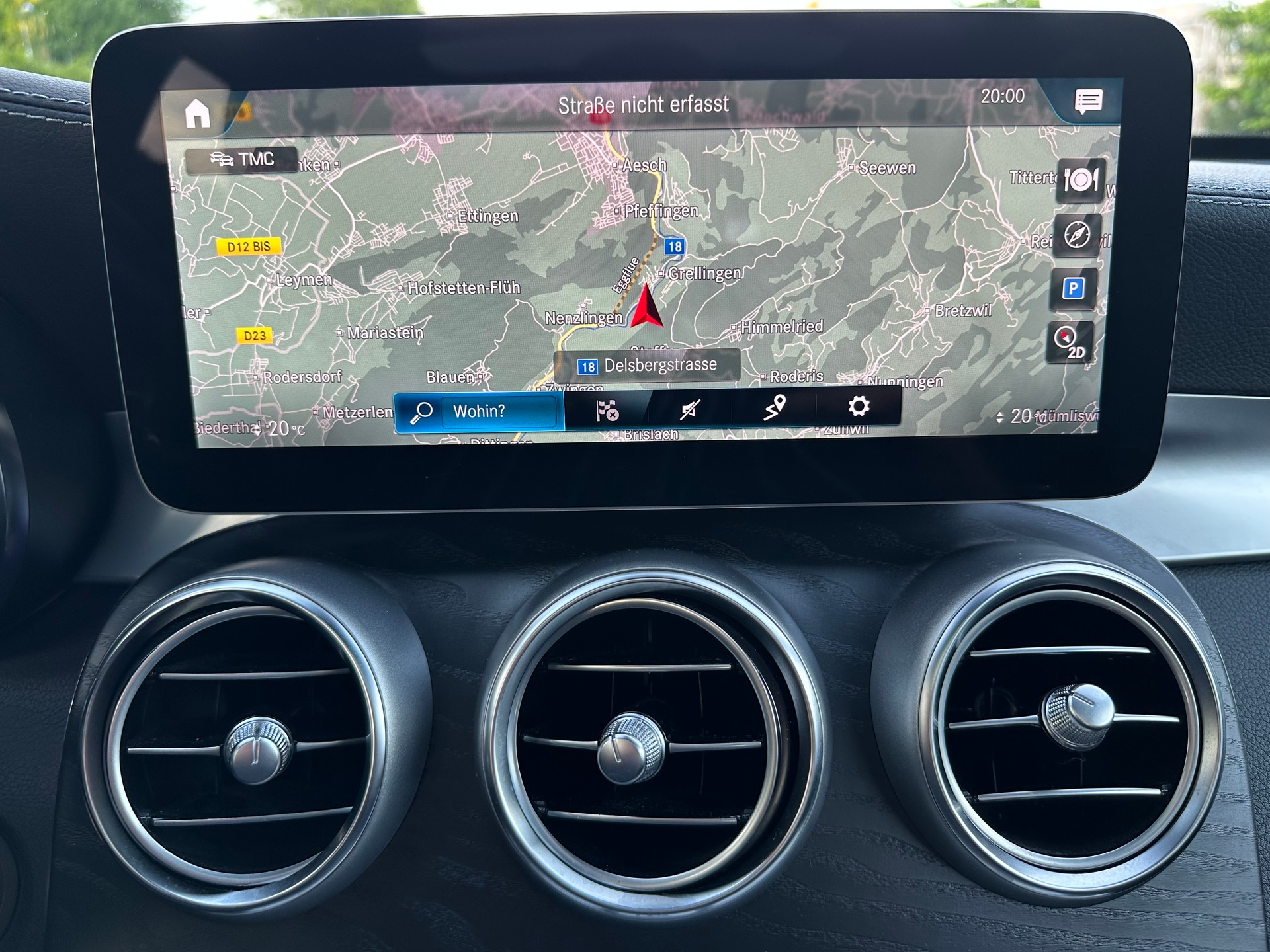 MERCEDES-BENZ GLC 300 AMG Line 4Matic 9G-Tronic-image-21