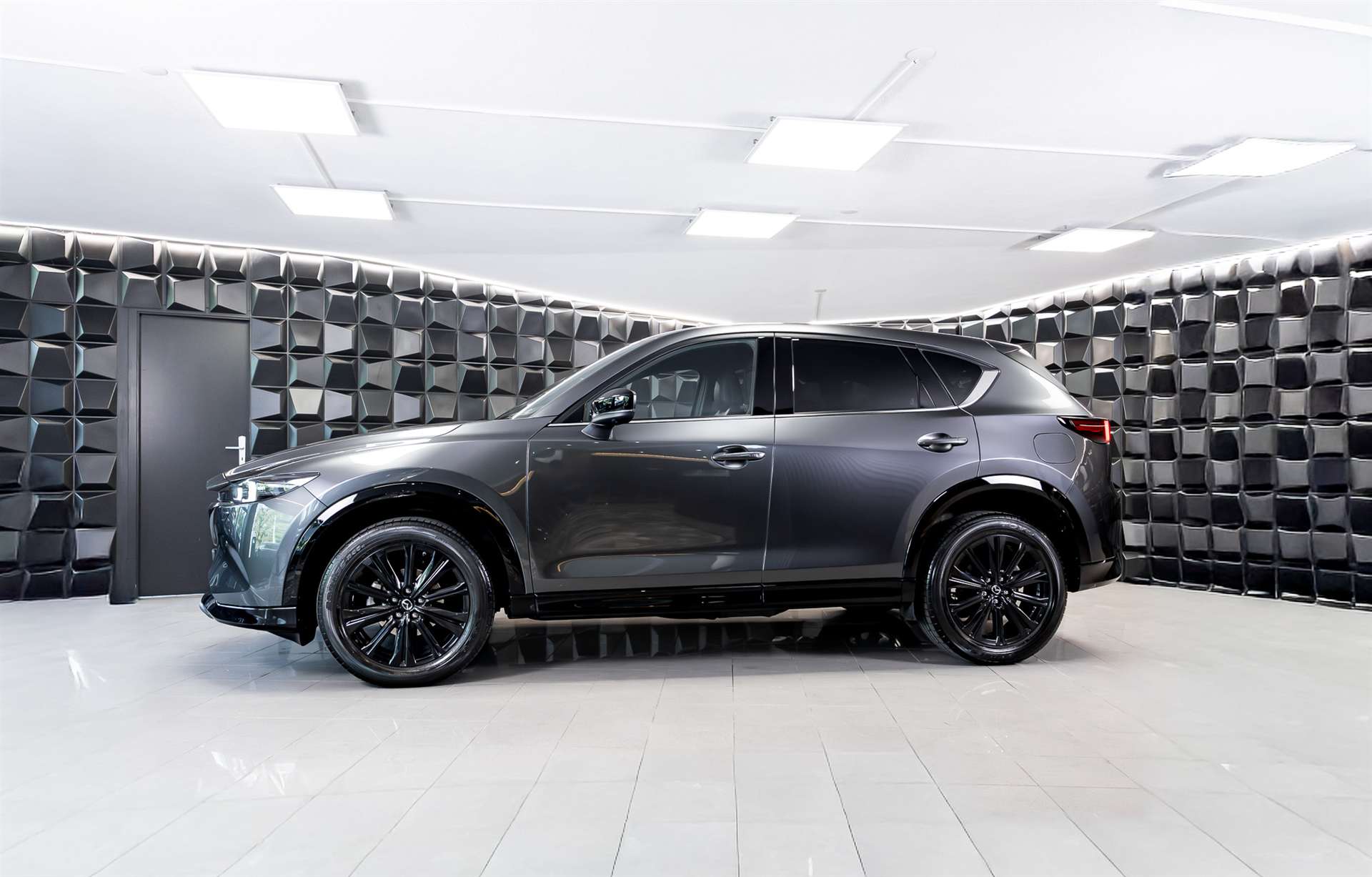 MAZDA CX-5 e-Skyactiv-G 194 Homura AWD Automat-showroom-element-1