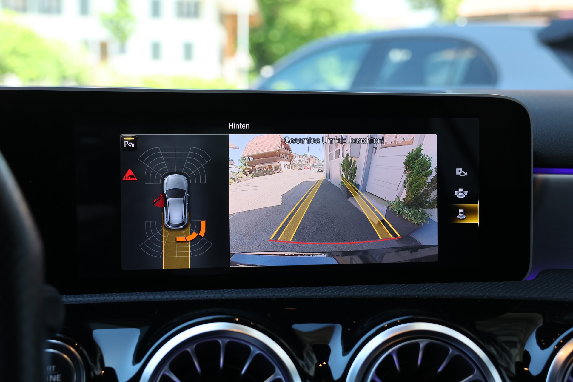 MERCEDES-BENZ A 45 S AMG 4Matic+ Speedshift (CH)-image-21