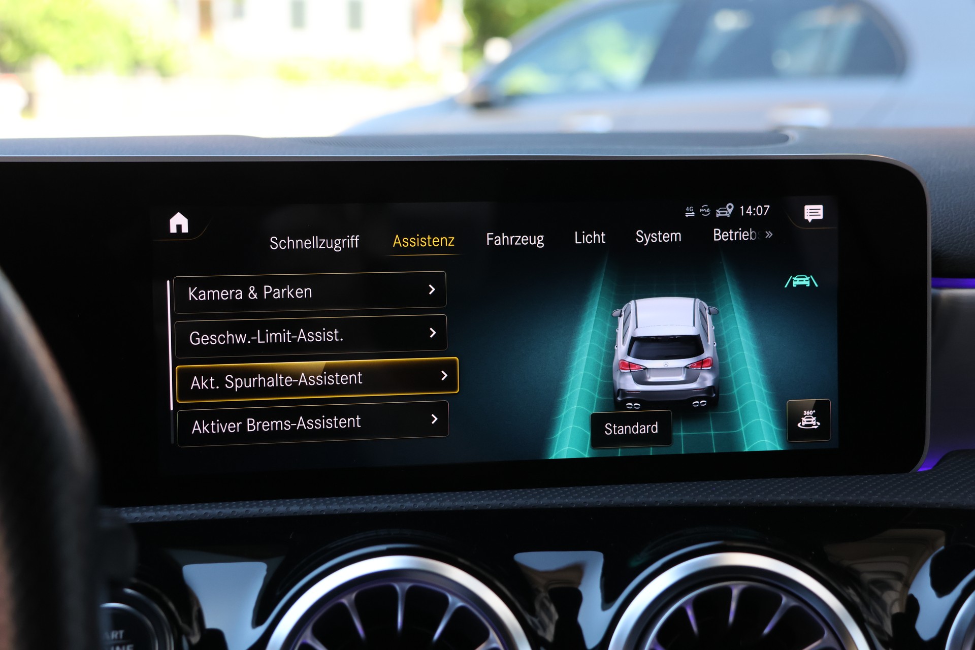 MERCEDES-BENZ A 45 S AMG 4Matic+ Speedshift (CH)-image-23