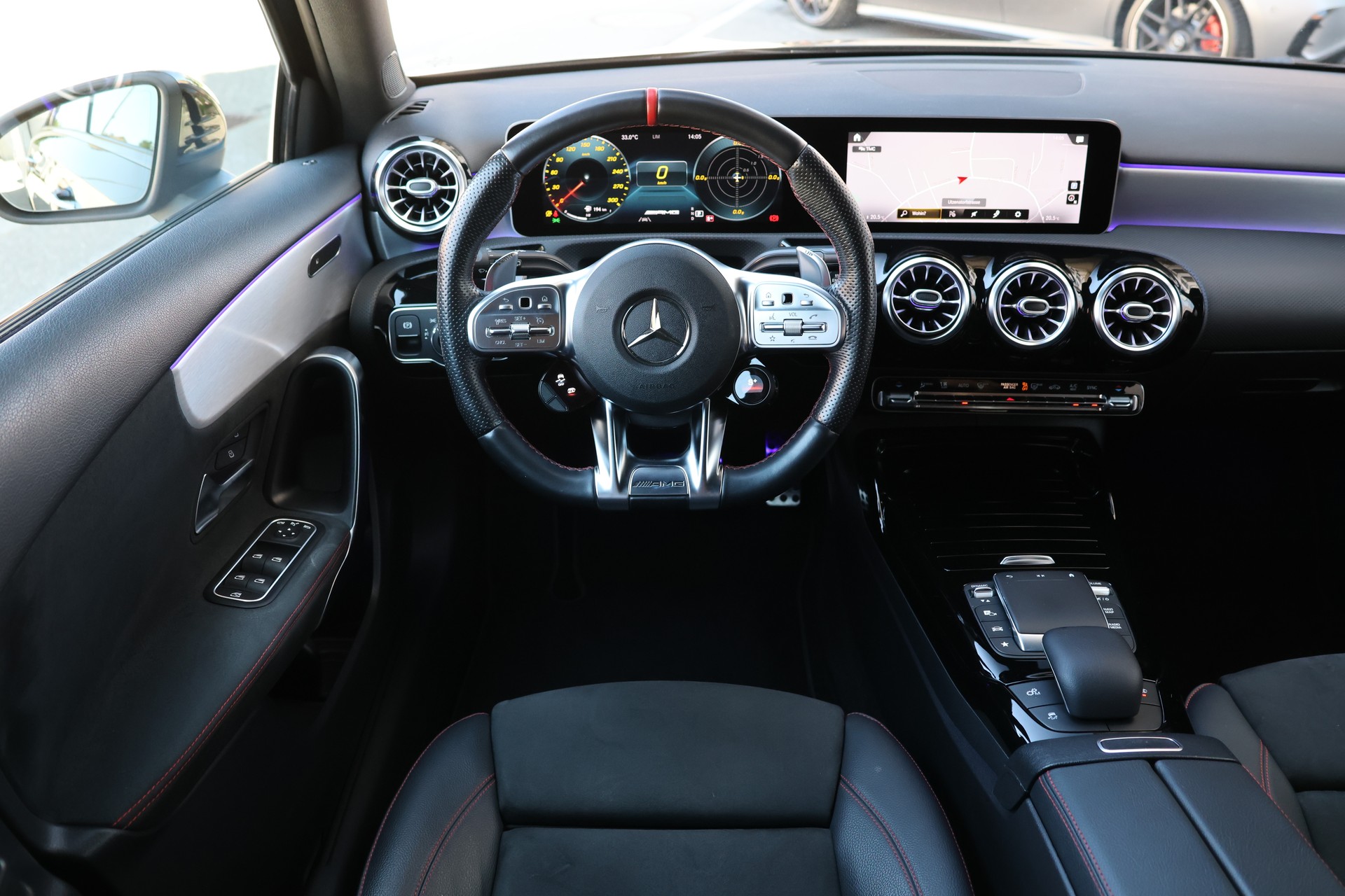 MERCEDES-BENZ A 45 S AMG 4Matic+ Speedshift (CH)-image-13