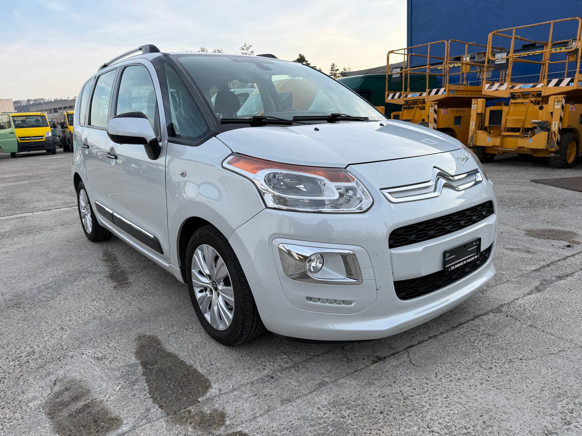 CITROEN 1.6 e-HDi 90 Exclusive EGS-image-3