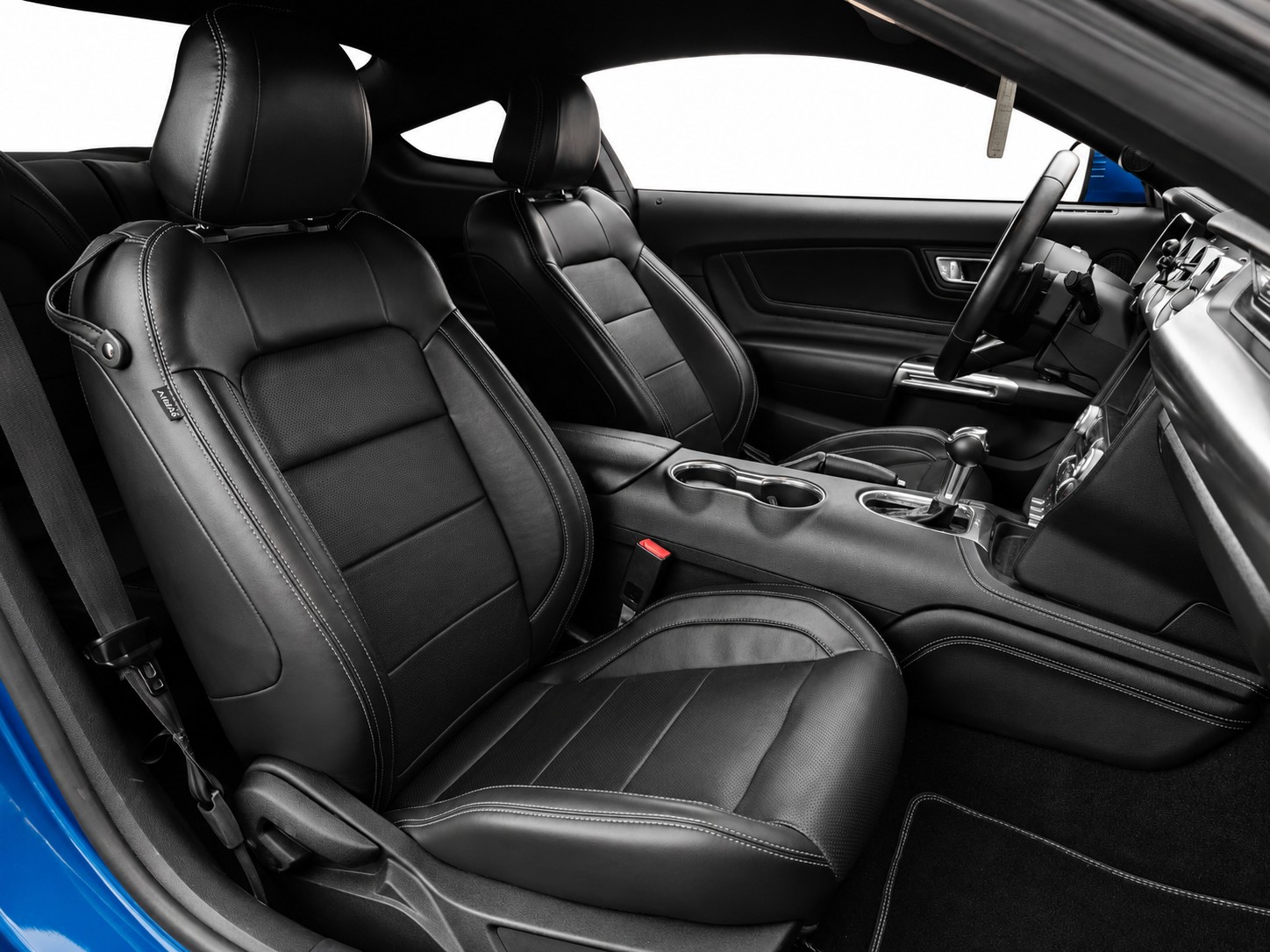 FORD Mustang Coupé 5.0 V8 GT-image-7