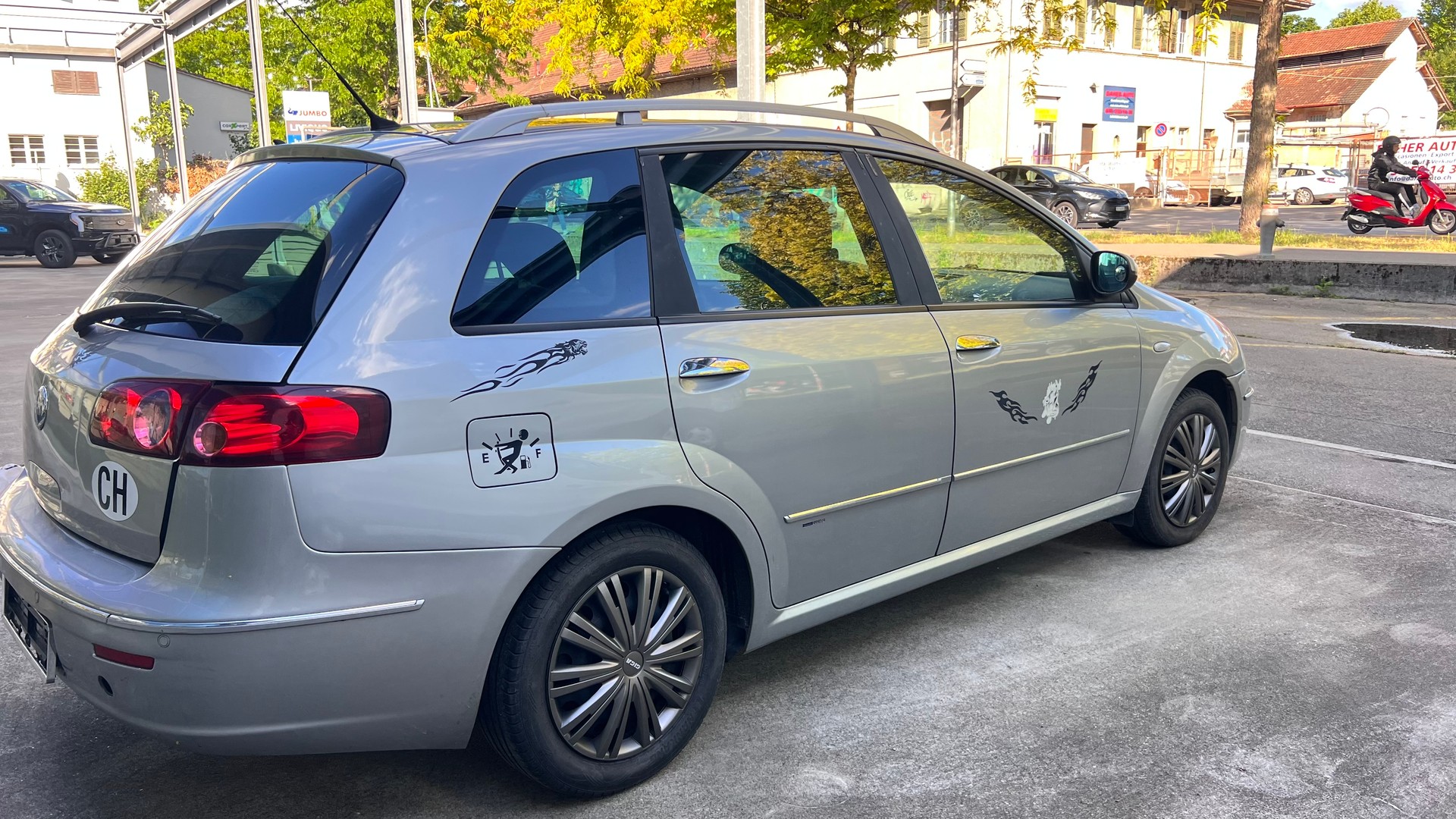 FIAT CROMA-image-2