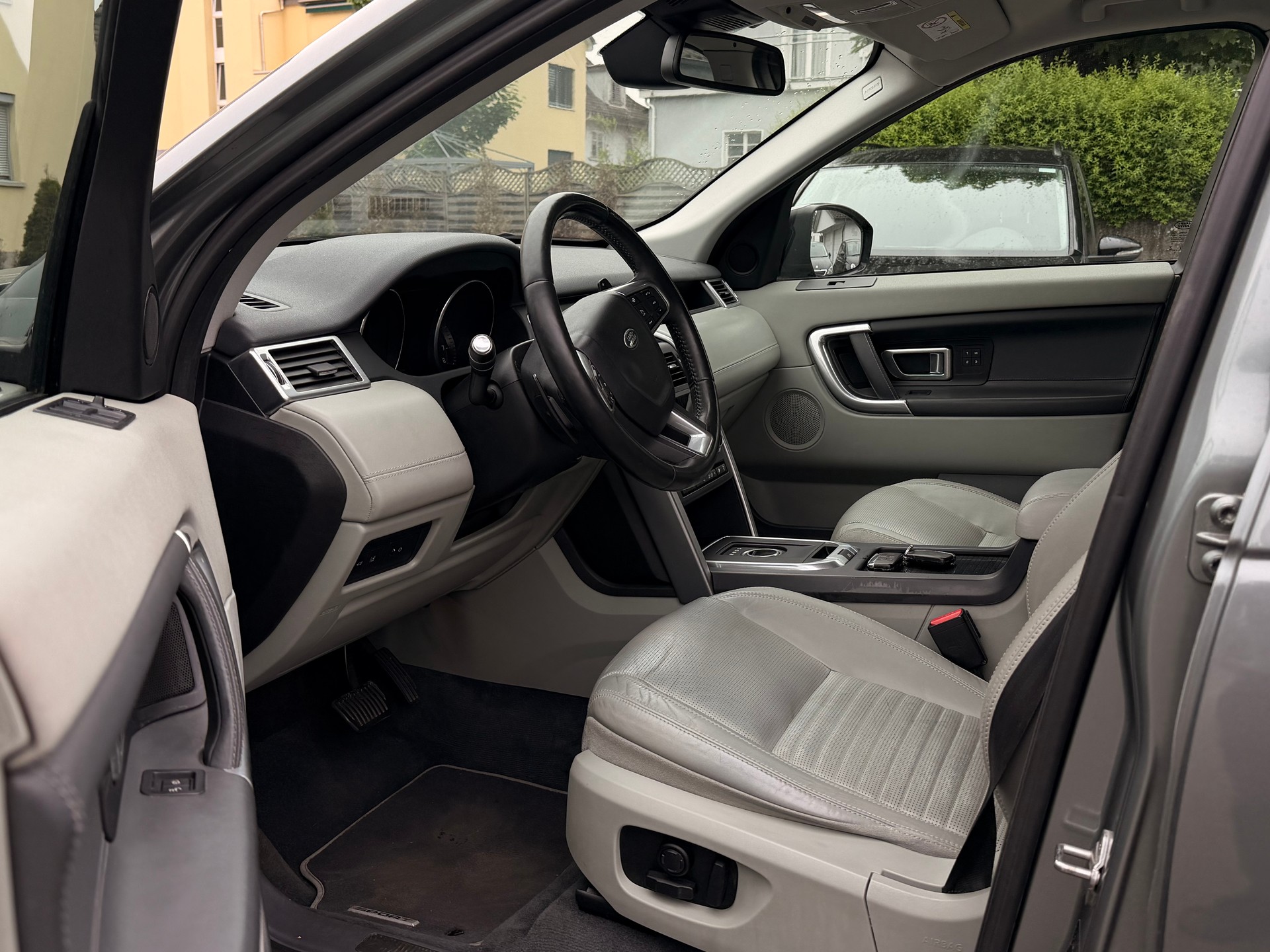 LAND ROVER Discovery Sport 2.0 Si4 HSE Luxury AT9-image-10