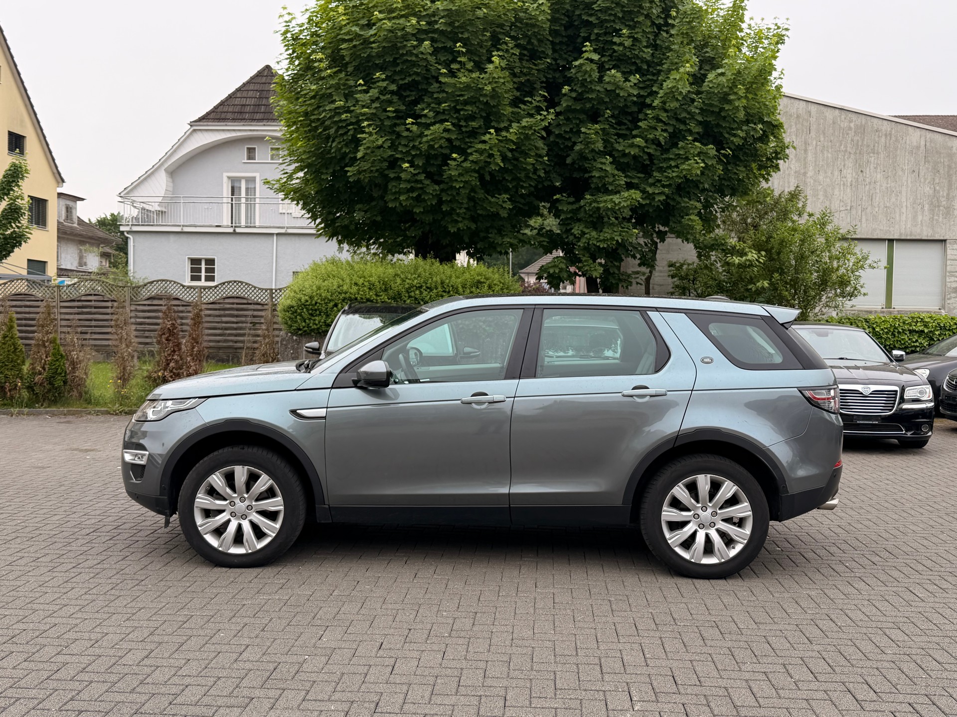 LAND ROVER Discovery Sport 2.0 Si4 HSE Luxury AT9-showroom-element-2