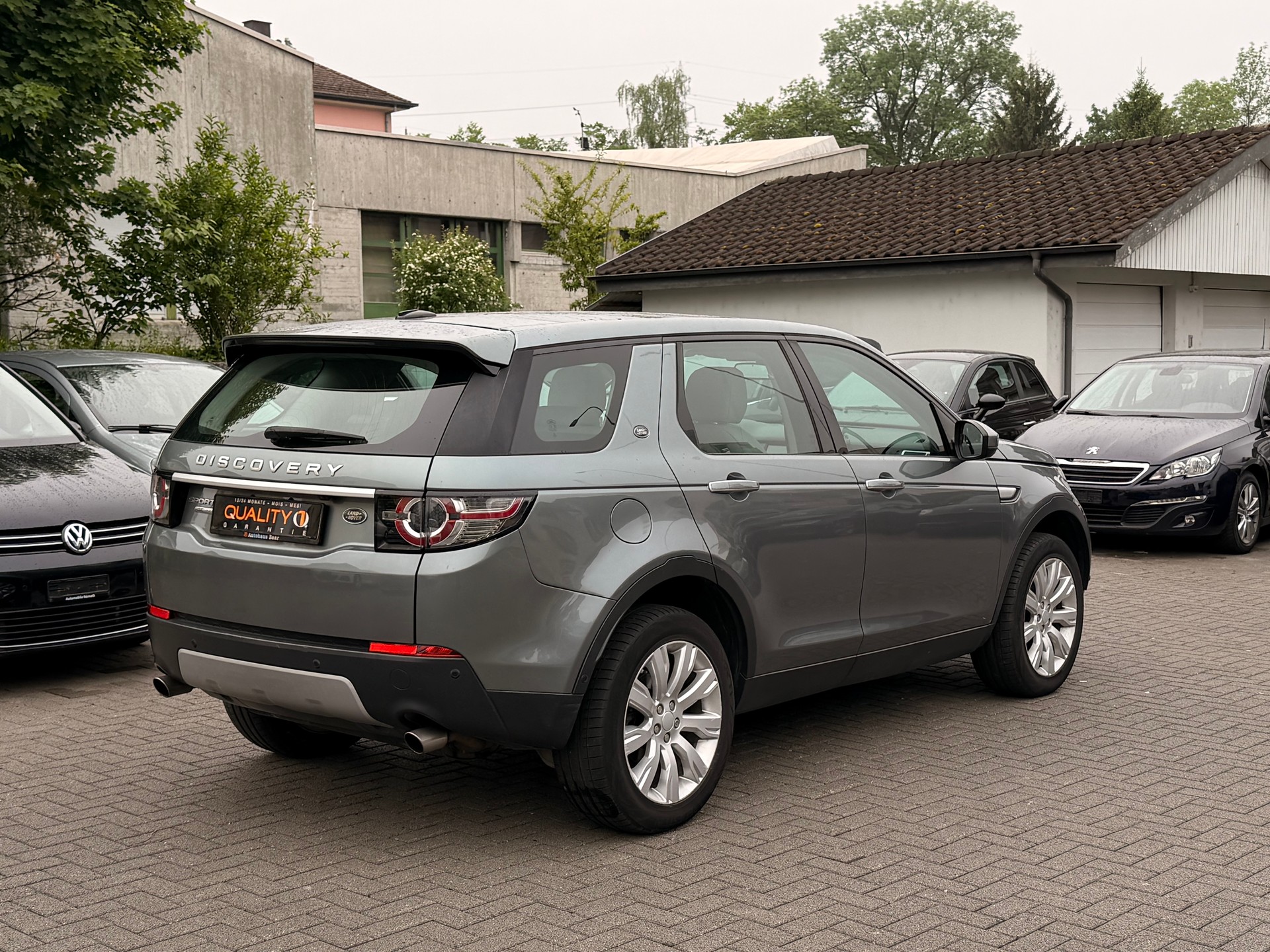 LAND ROVER Discovery Sport 2.0 Si4 HSE Luxury AT9-showroom-element-3