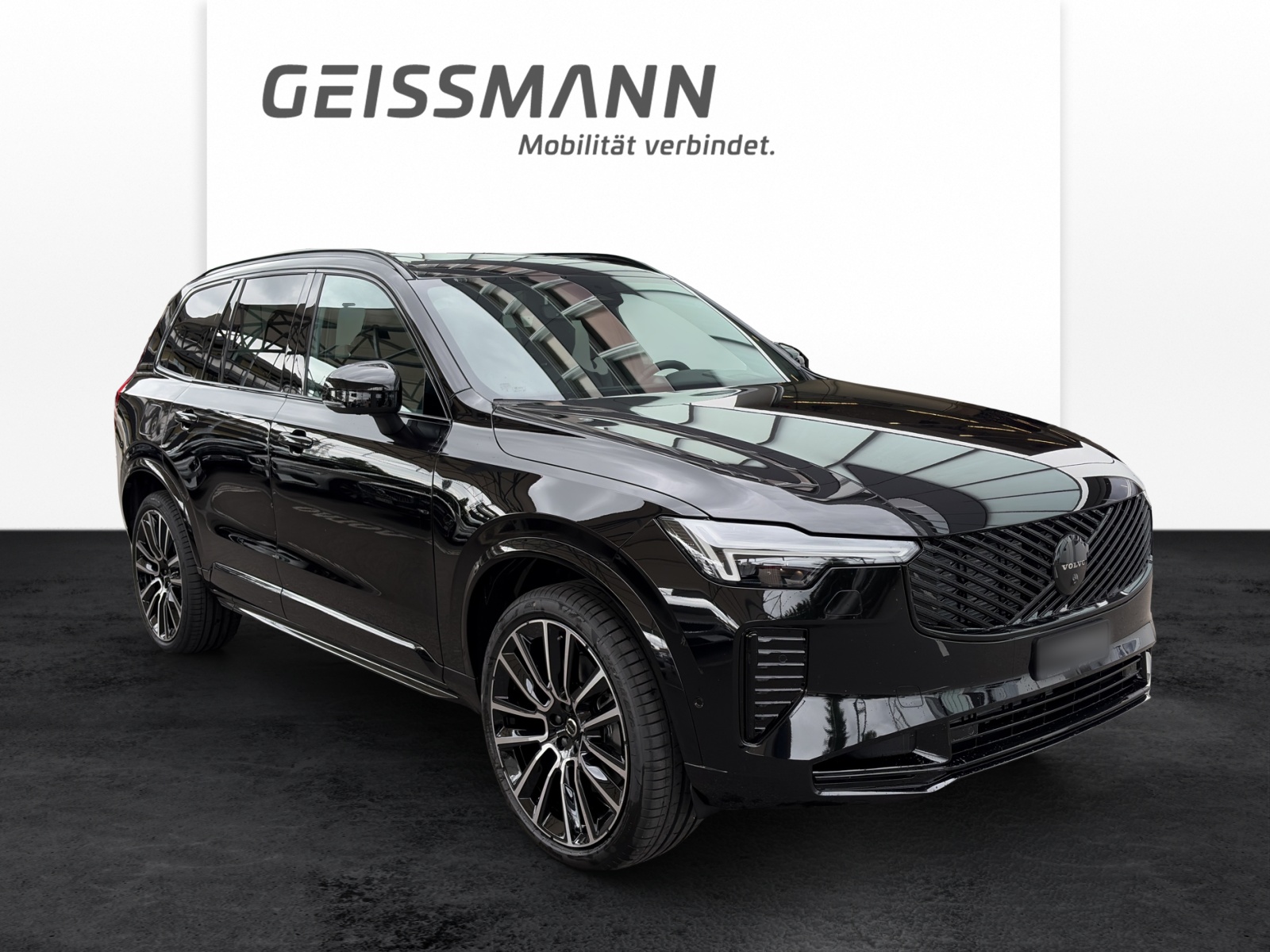 VOLVO XC90 2.0 T8 TE Black Edition eAWD-image-1