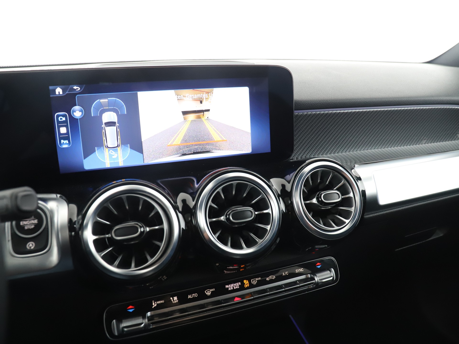 MERCEDES-BENZ GLB 220 4Matic 8G-Tronic-image-14