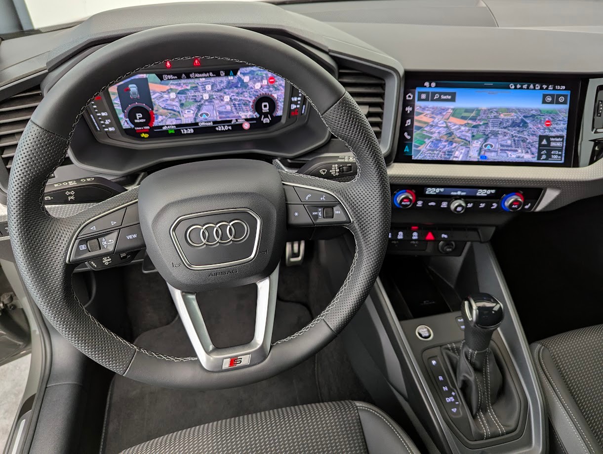 AUDI A1 Sportback 2.0 40 TFSI S Line S-Tronic*5J GAR S-LINE KOMPLETT VOLL-LED DÄMPFER NAVI+ ACC KEYLESS*-image-8