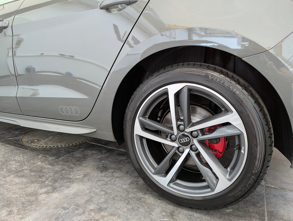 AUDI A1 Sportback 2.0 40 TFSI S Line S-Tronic*5J GAR S-LINE KOMPLETT VOLL-LED DÄMPFER NAVI+ ACC KEYLESS*-image-30
