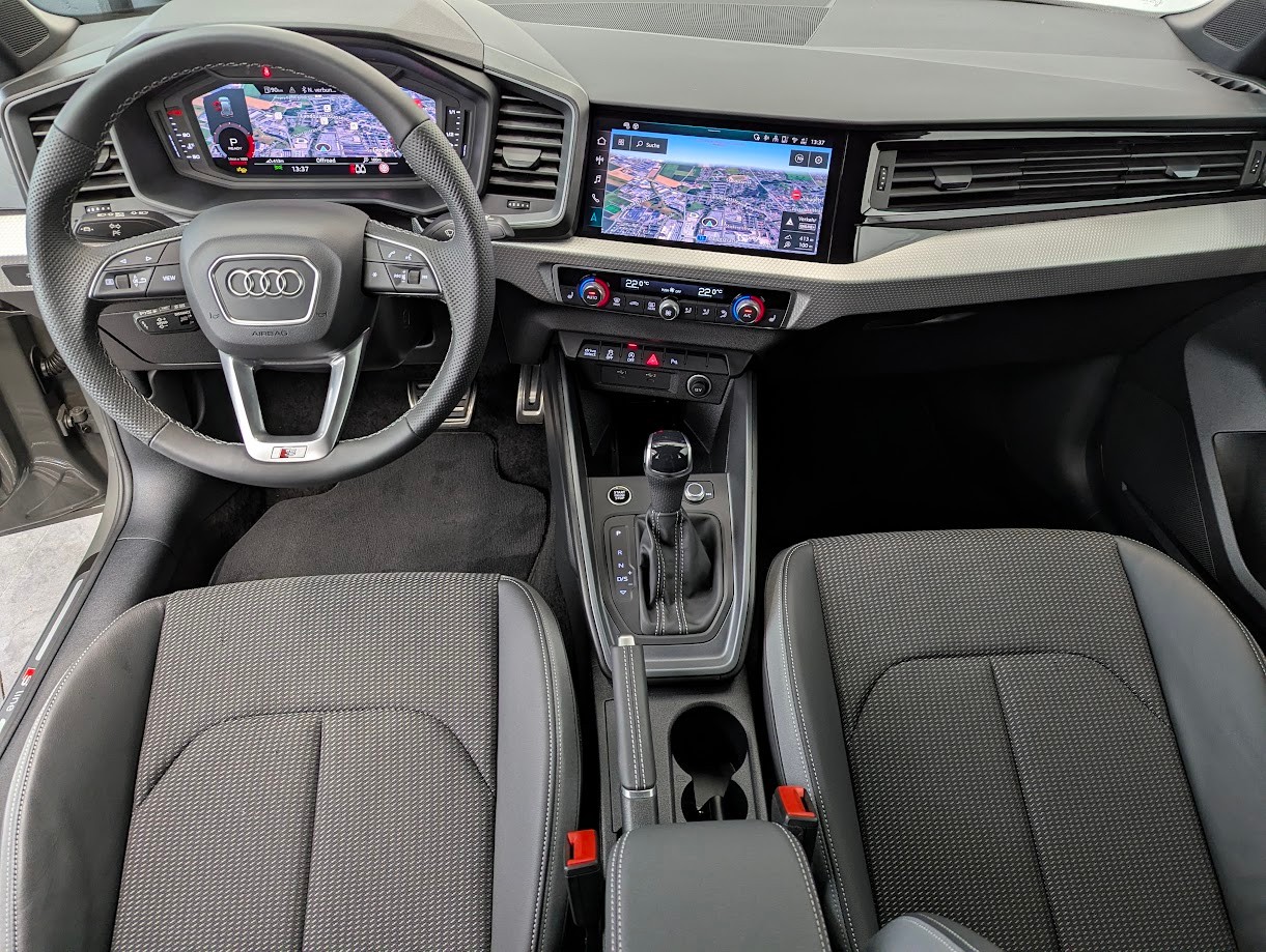 AUDI A1 Sportback 2.0 40 TFSI S Line S-Tronic*5J GAR S-LINE KOMPLETT VOLL-LED DÄMPFER NAVI+ ACC KEYLESS*-image-26