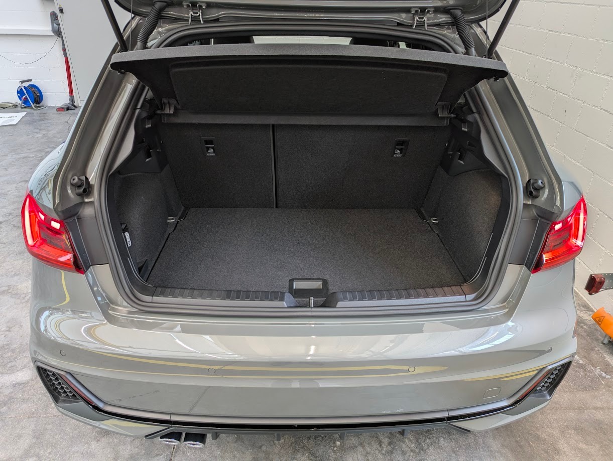 AUDI A1 Sportback 2.0 40 TFSI S Line S-Tronic*5J GAR S-LINE KOMPLETT VOLL-LED DÄMPFER NAVI+ ACC KEYLESS*-image-29