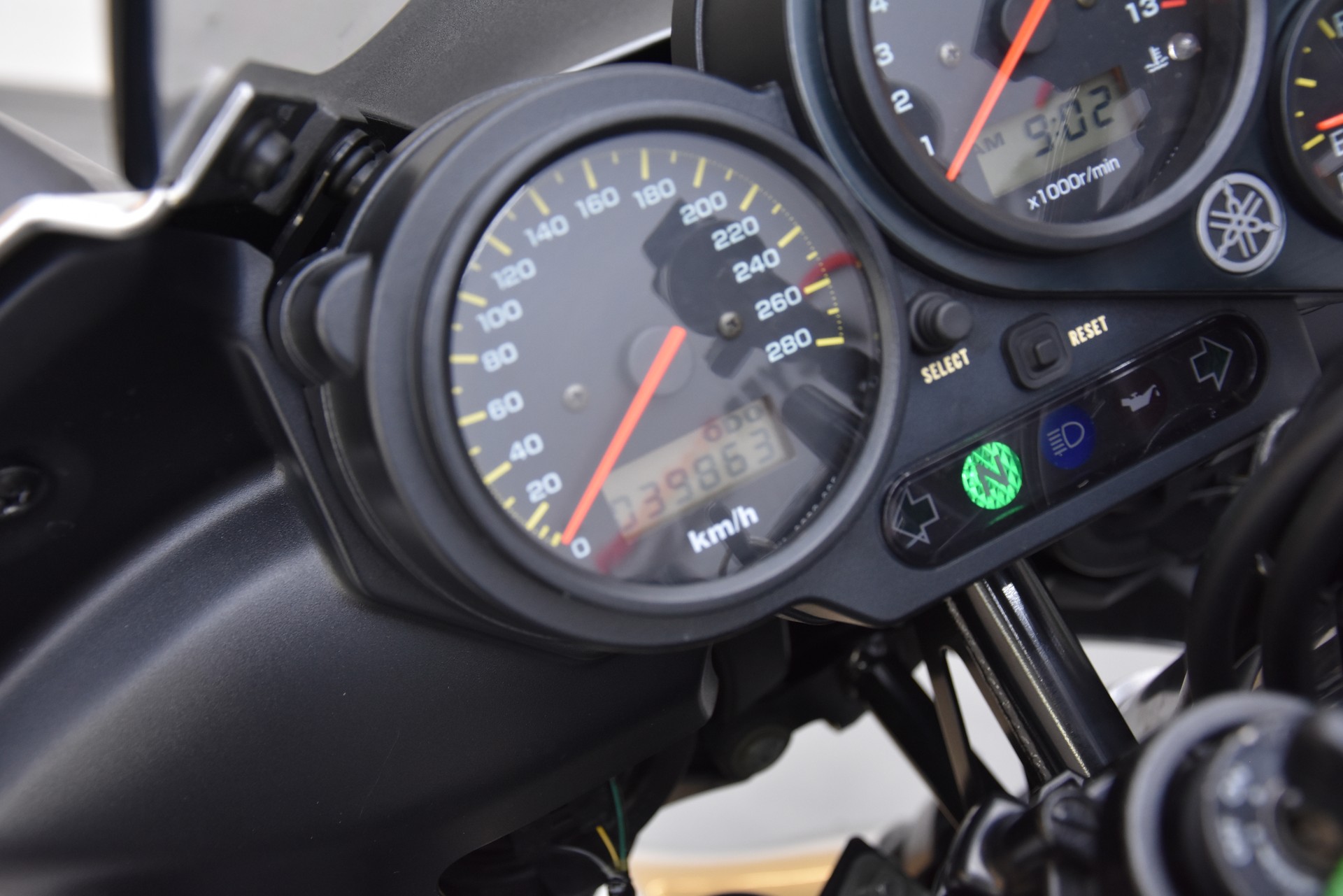 YAMAHA FZS 1000 Fazer-image-6