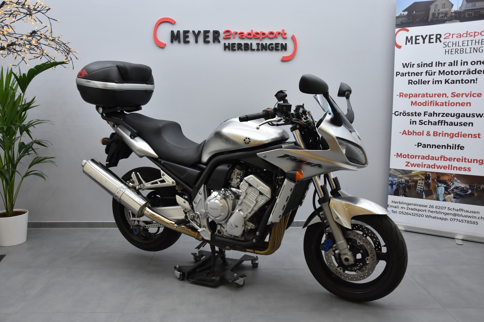 YAMAHA FZS 1000 Fazer-image-0