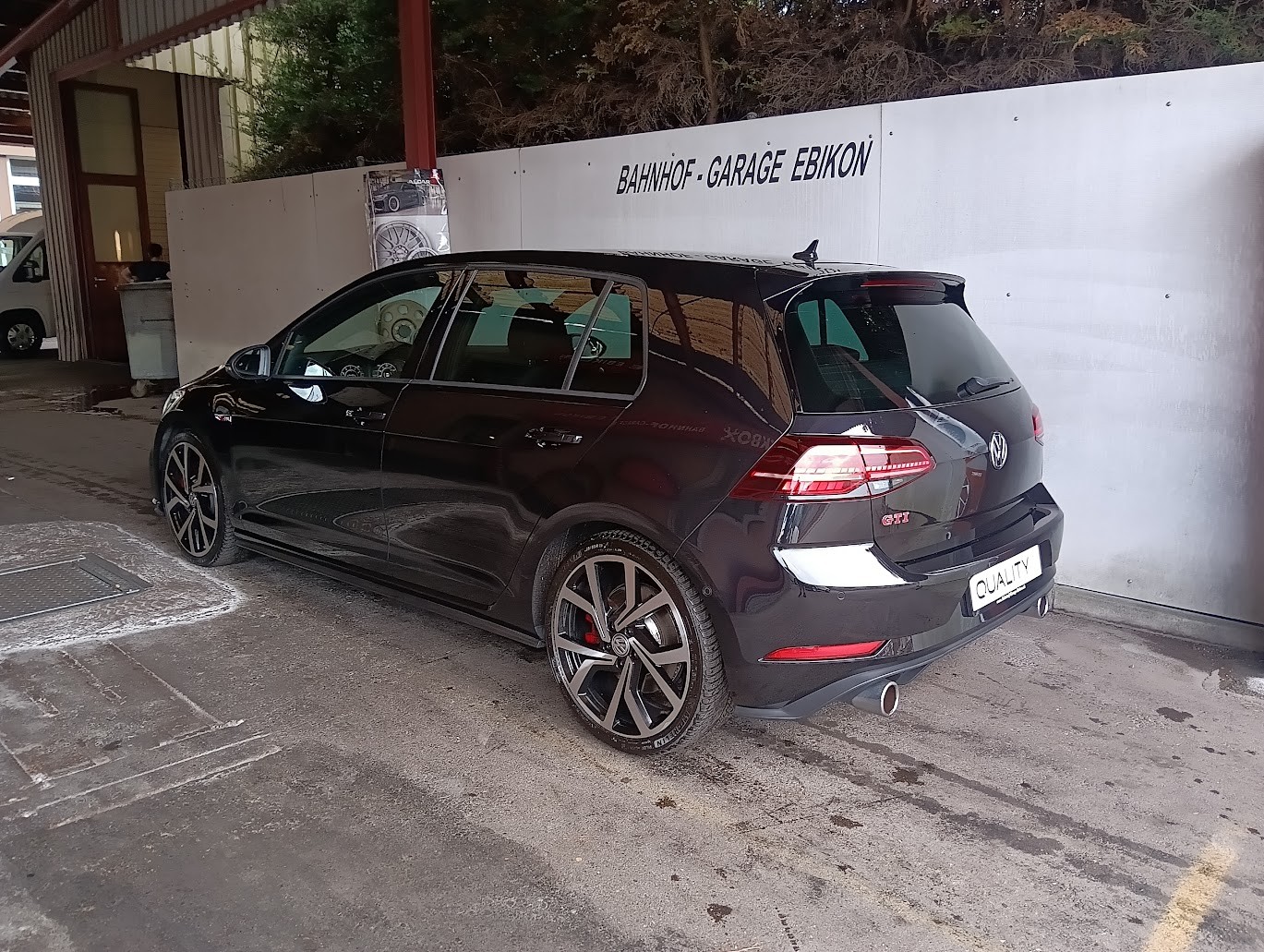 VW Golf 2.0 TSI GTI Performance-image-3