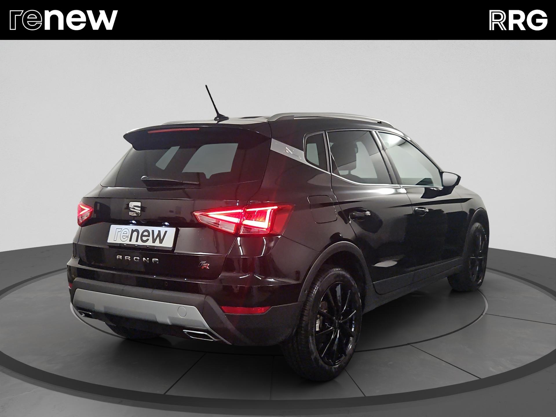 SEAT Arona 1.5 TSI Evo FR-showroom-element-2