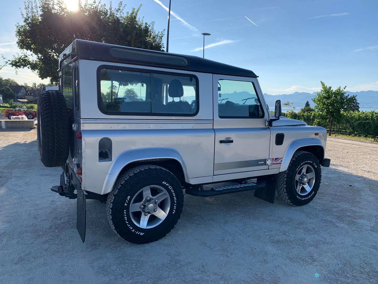 LAND ROVER 90 TD4 67-Year Limited Edition
