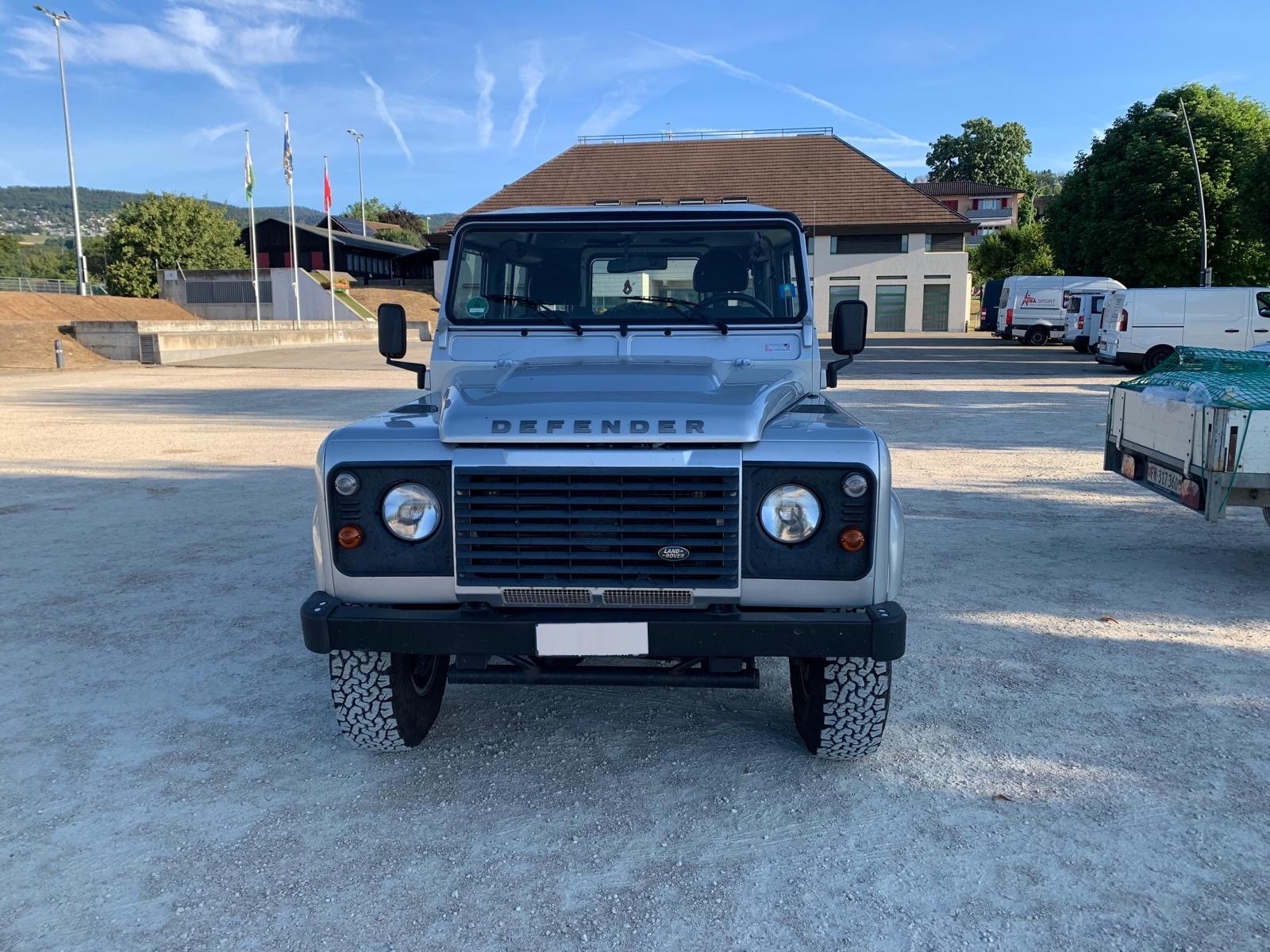 LAND ROVER 90 TD4 67-Year Limited Edition-image-1