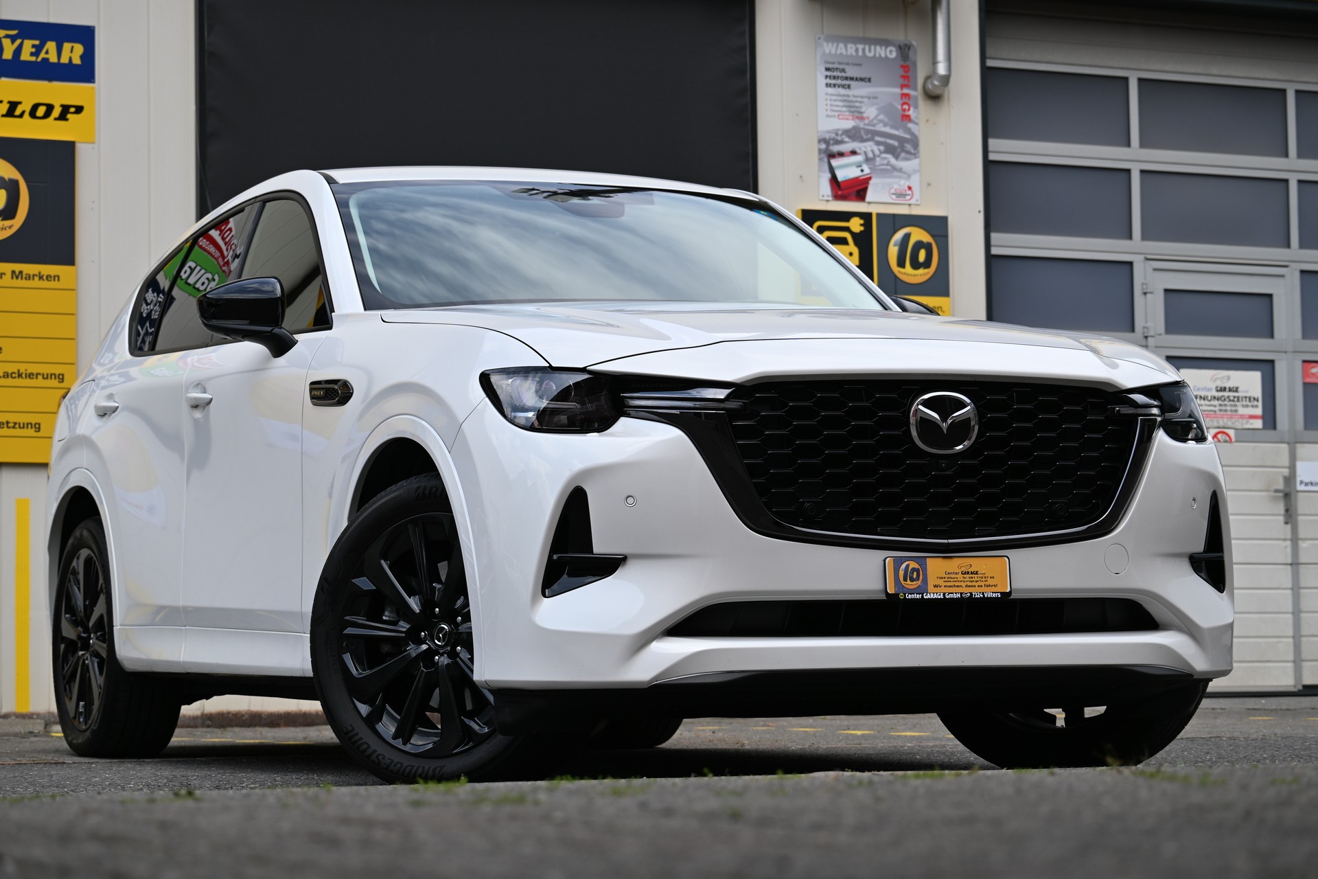 MAZDA CX-60 e-Skyactiv PHEV 327 AWD Homura-showroom-element-3