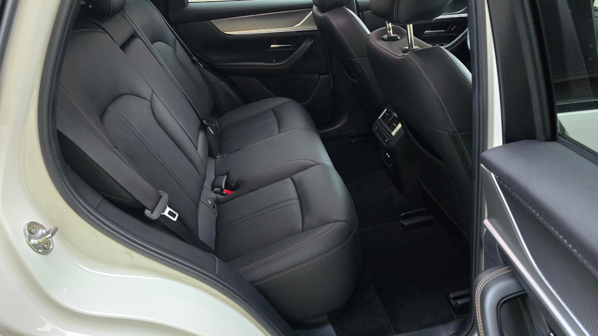 MAZDA CX-60 e-Skyactiv PHEV 327 AWD Homura-image-27