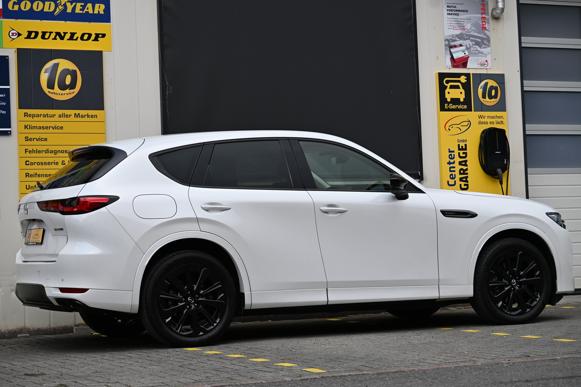 MAZDA CX-60 e-Skyactiv PHEV 327 AWD Homura-image-16