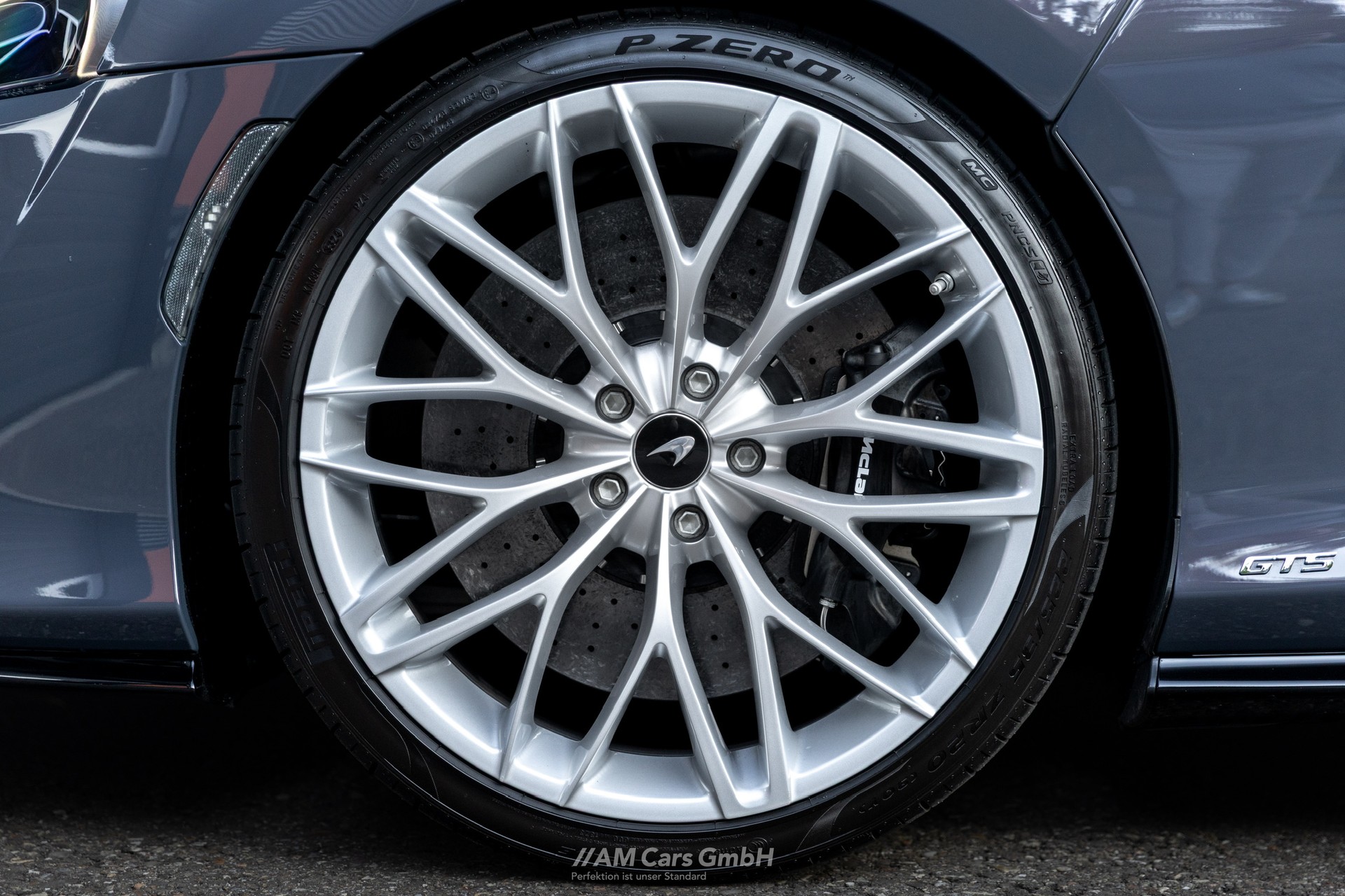 McLAREN GTS-image-4