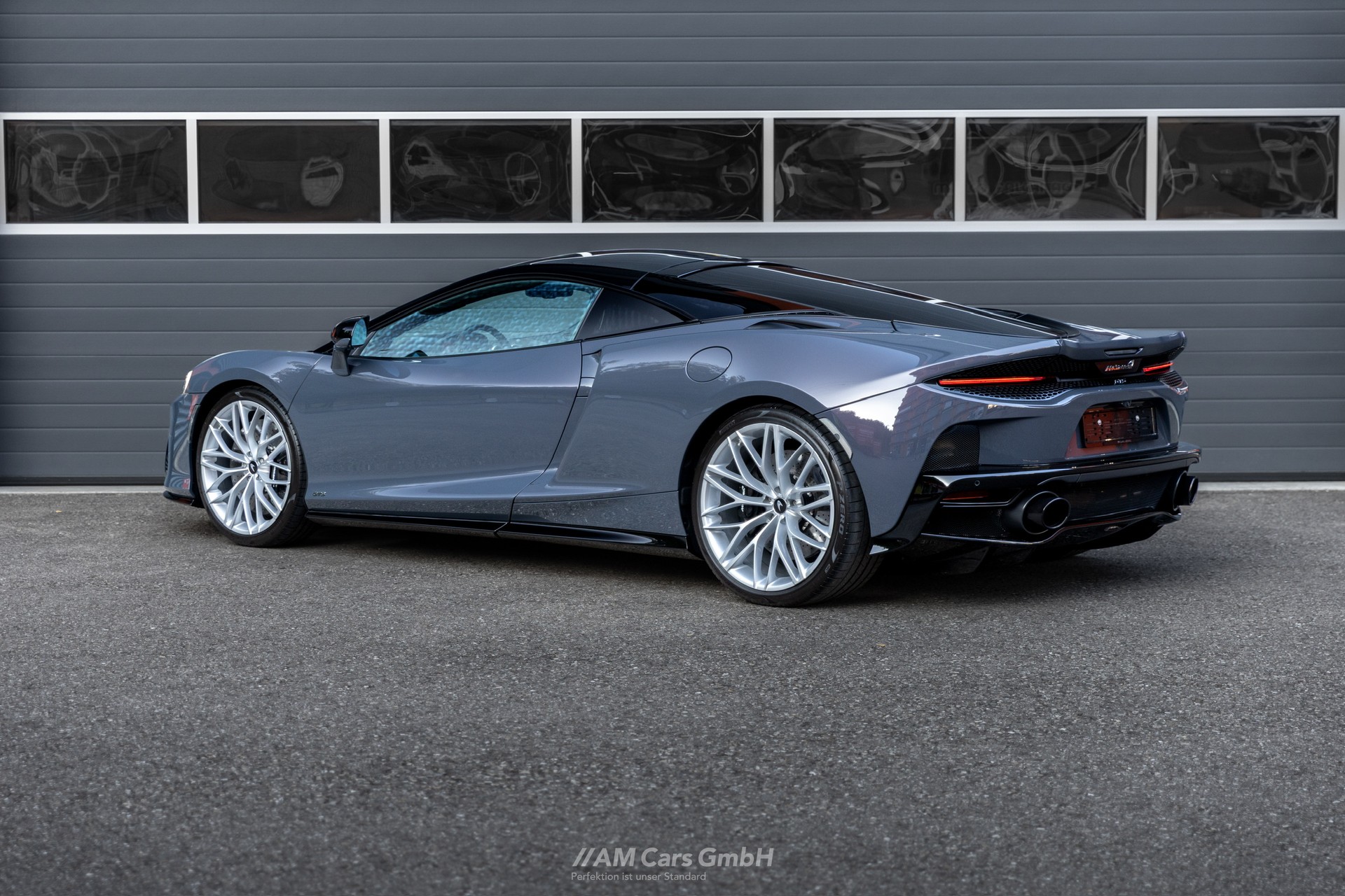 McLAREN GTS-image-1