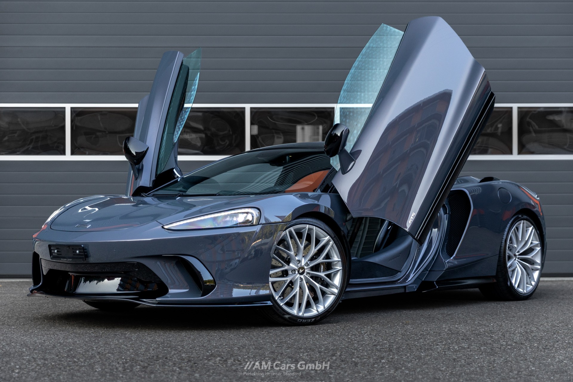 McLAREN GTS-image-6