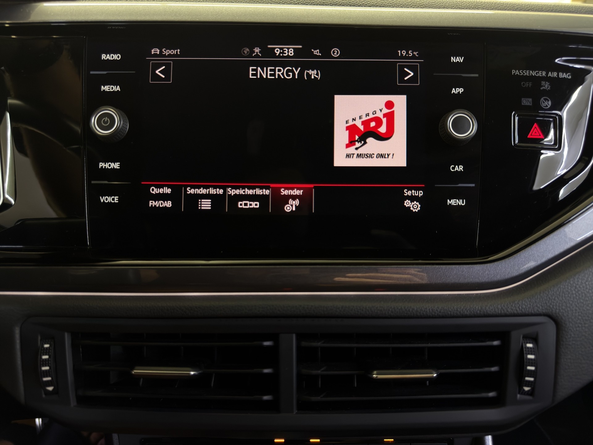 VW Polo 2.0 TSI GTI DSG-image-15