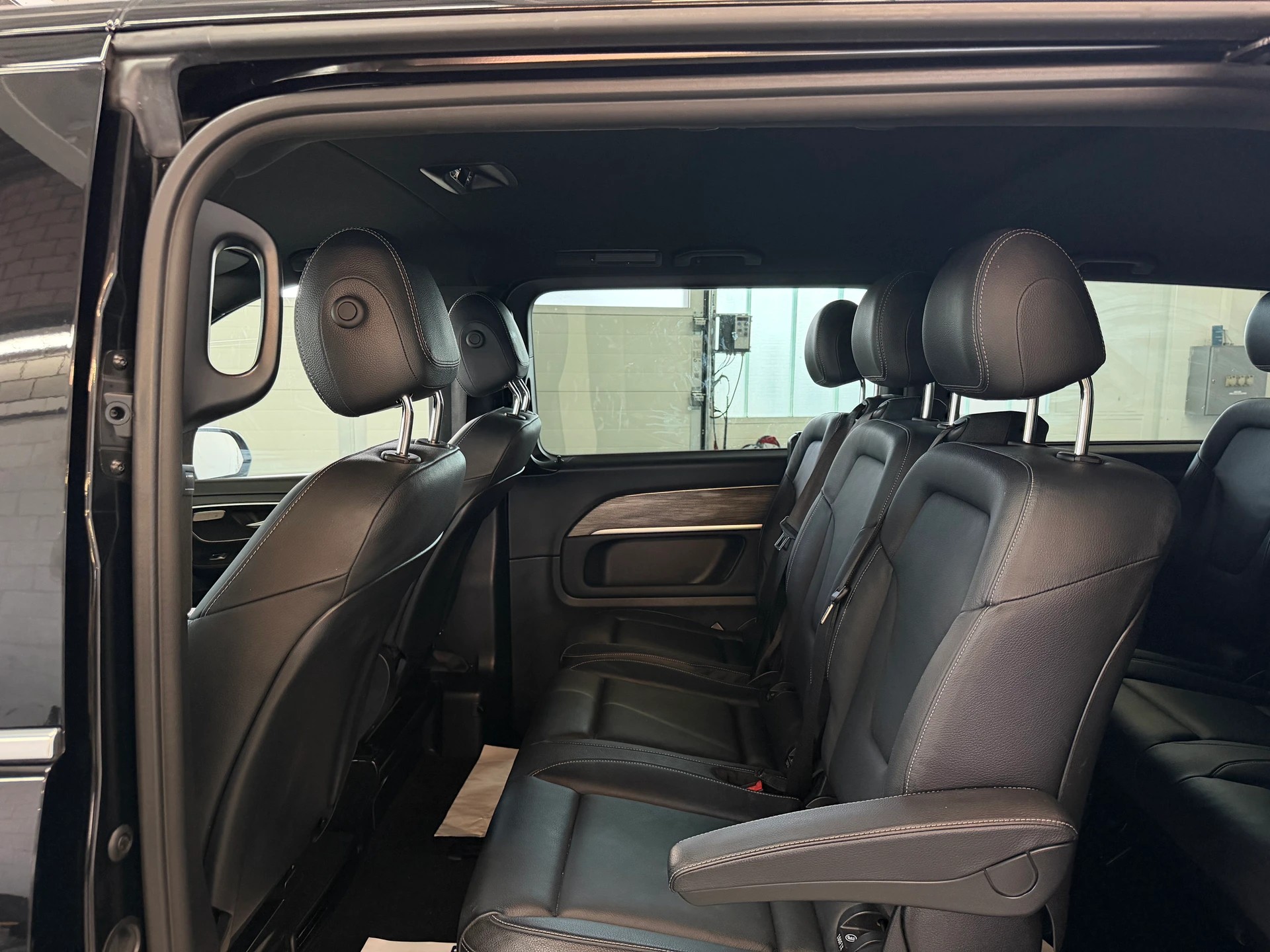 MERCEDES-BENZ V 300 d extralang Avantgarde 9G-Tronic | Ab MFK 01.2026 | Mercedes Garantie | Elektrische Türen L+R | 8-Plätzer-image-13